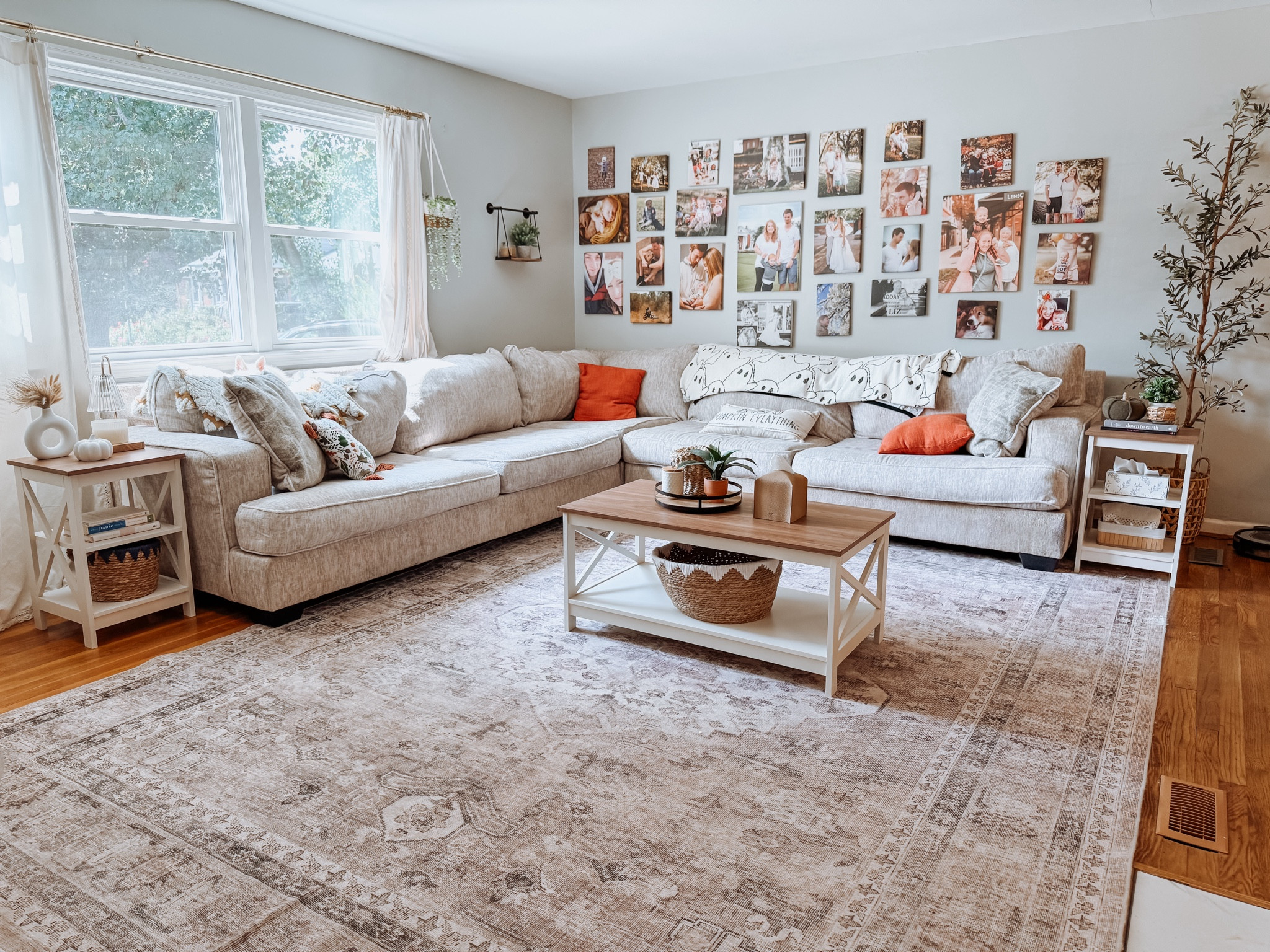 I’m so ready for fall 🍁🎃
Linked everything below 👇🏼 



#LTKSeasonal #LTKHome #LTKFindsUnder100