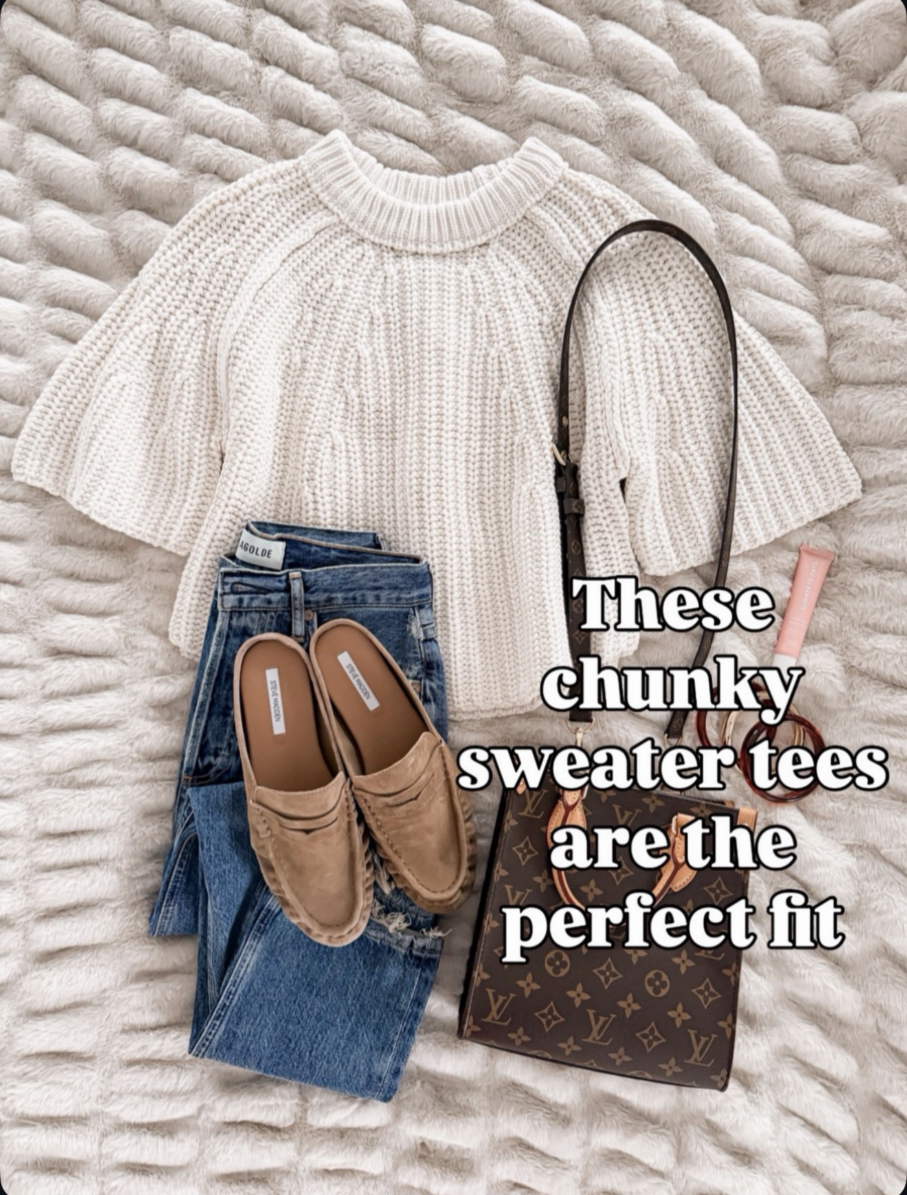 Chunky sweater tees might be the most underrated closet staple… who else lives in these? Sweater tuns tts I wear xs 

#LTKOver40 #LTKmomlife #LTKgrwm
