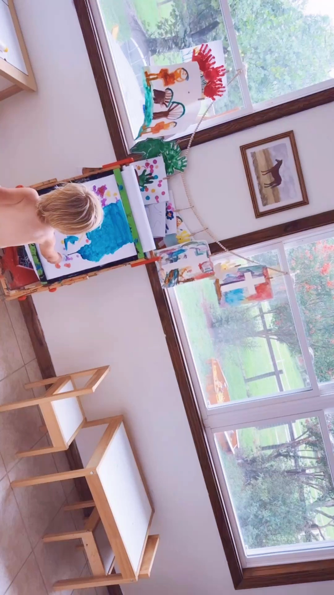 Mama’s little artist 👶🏼👨‍🎨🎨🤭
#likemamalikebaby  hehe 🥰😍 - one of these days I need to bring back my art over on my @emilymabrycreative page!!! 🖼️
