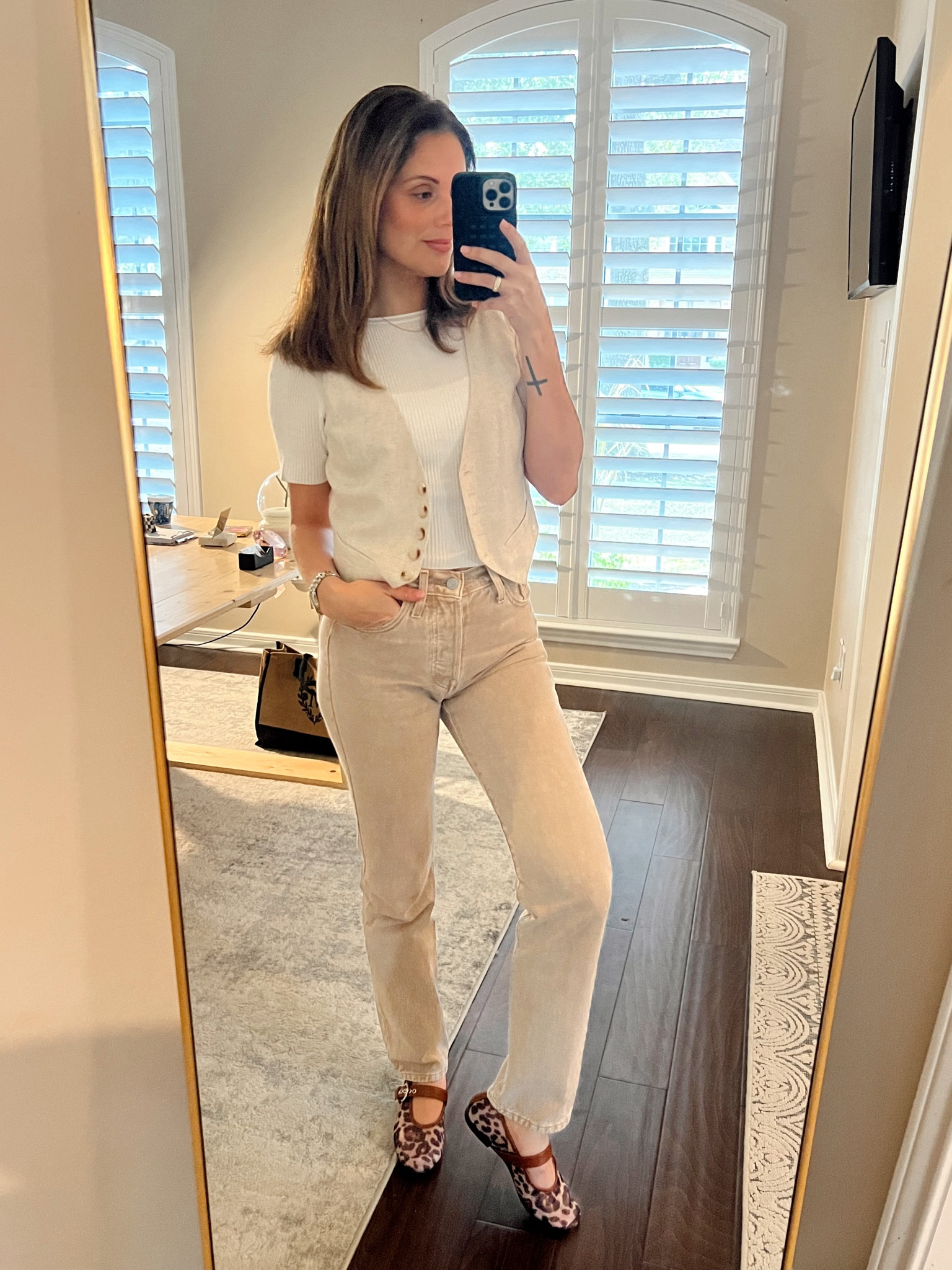 OOTD casual. Levi’s jeans. Mary Jane flats  

#LTKStyleTip #LTKOver40 #LTKFindsUnder50