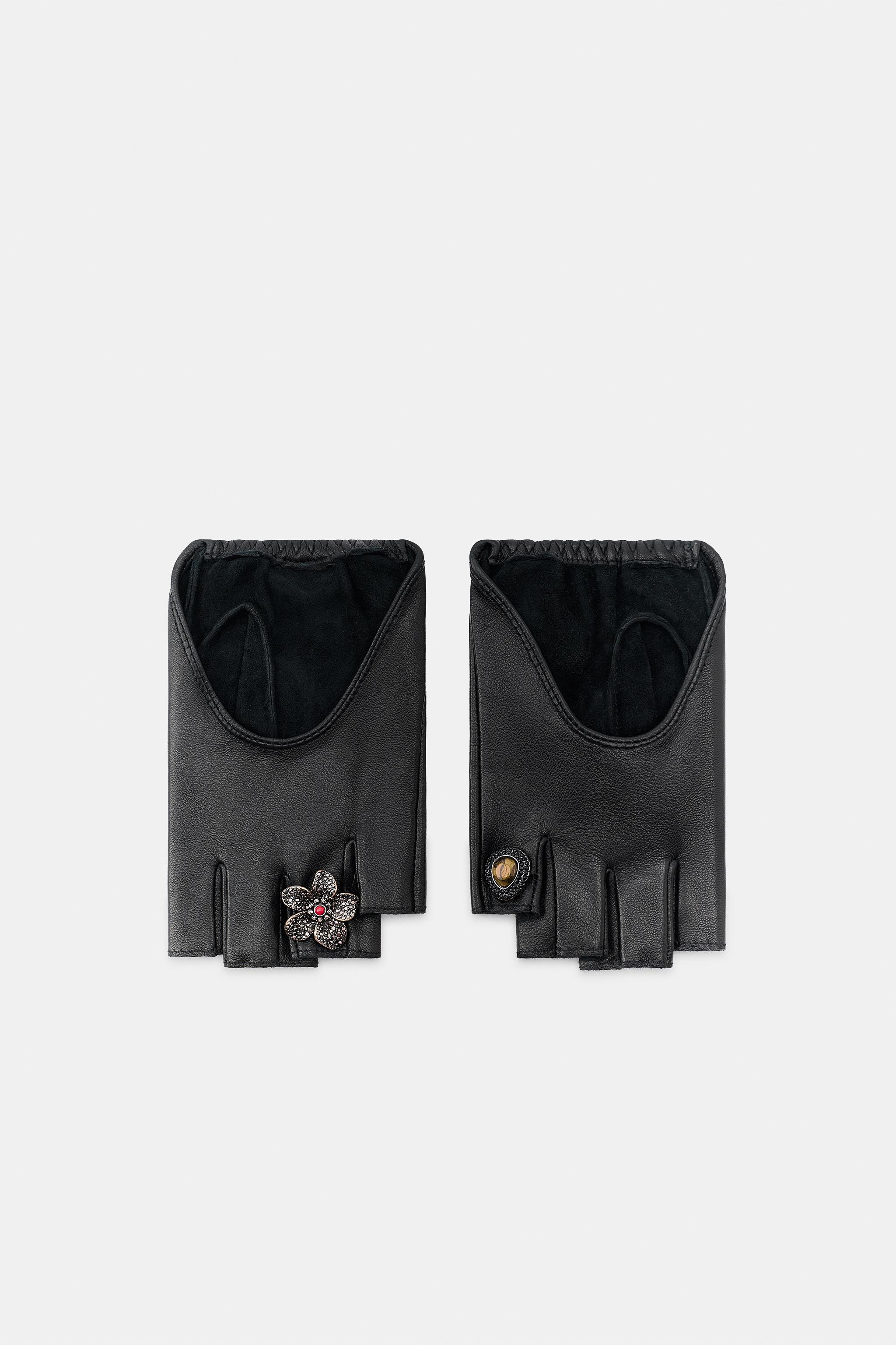 SHORT LEATHER GLOVES WITH BROOCHES | Zara Canada