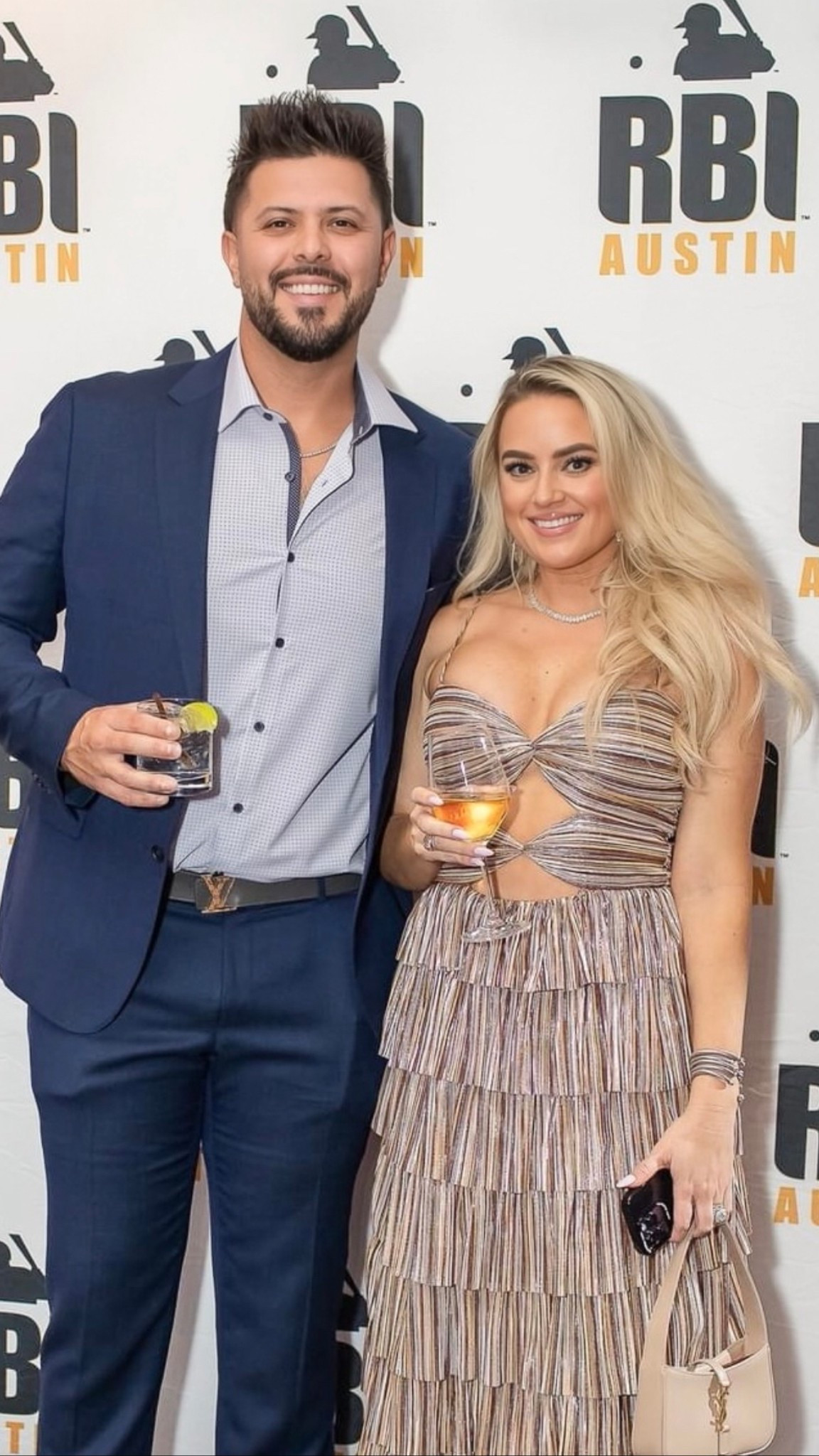 My all time favorite dress and it’s such a steal! I got SOOOOO many compliments. Runs true to size and has some stretch.

Formal dress, gala dress, prom dress, homecoming dress, wedding guest dress, dillards dress, Gianni bini, spring dress, wedding dress

#LTKWedding #LTKFindsUnder100 #LTKSaleAlert