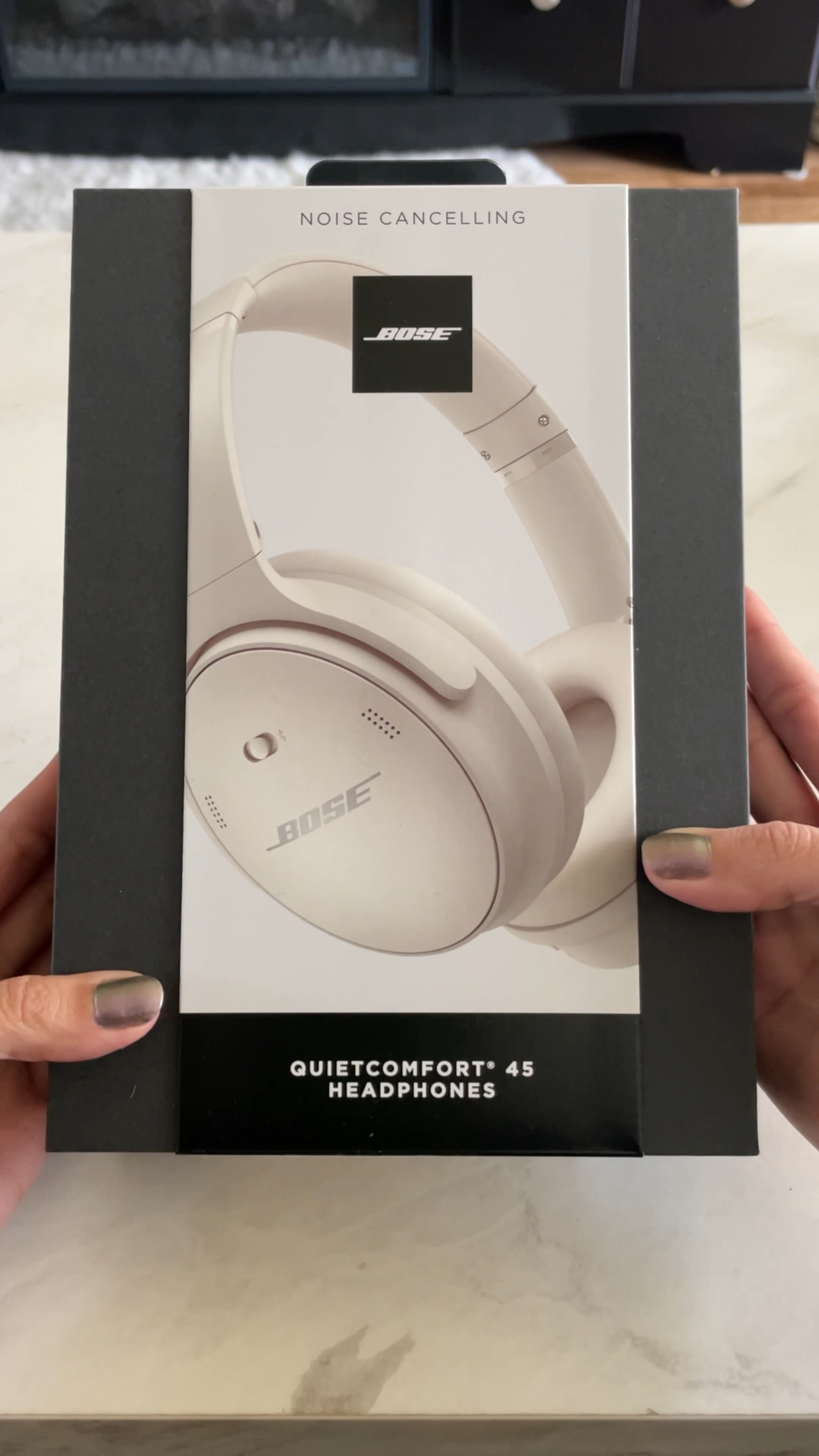 bose headphones, bose headphones white, bose headphones aesthetic, bose headphones, bose quiet comfort 45, bose quiet comfort 45 aesthetic, bose quiet comfort 45 white, unboxing, unboxing video, unboxing packaging, unboxing headphones, Bose unboxing headphones, wireless headphones unboxing

#LTKGiftGuide #LTKFind #LTKhome