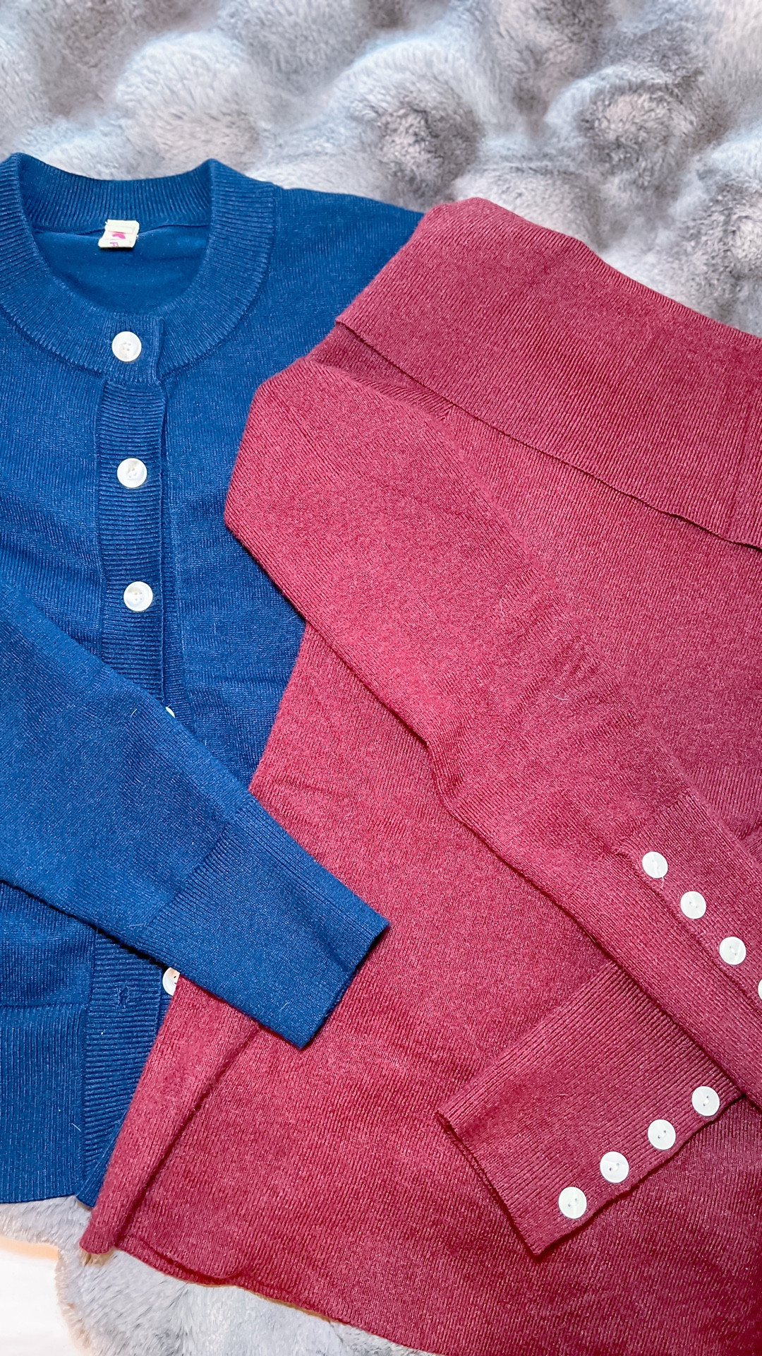 My new favorite look for less cashmere feel sweaters from Amazon price range $30-$34.

Cardigan style, off the shoulder style 



#LTKSaleAlert #LTKFindsUnder50 #LTKOver40