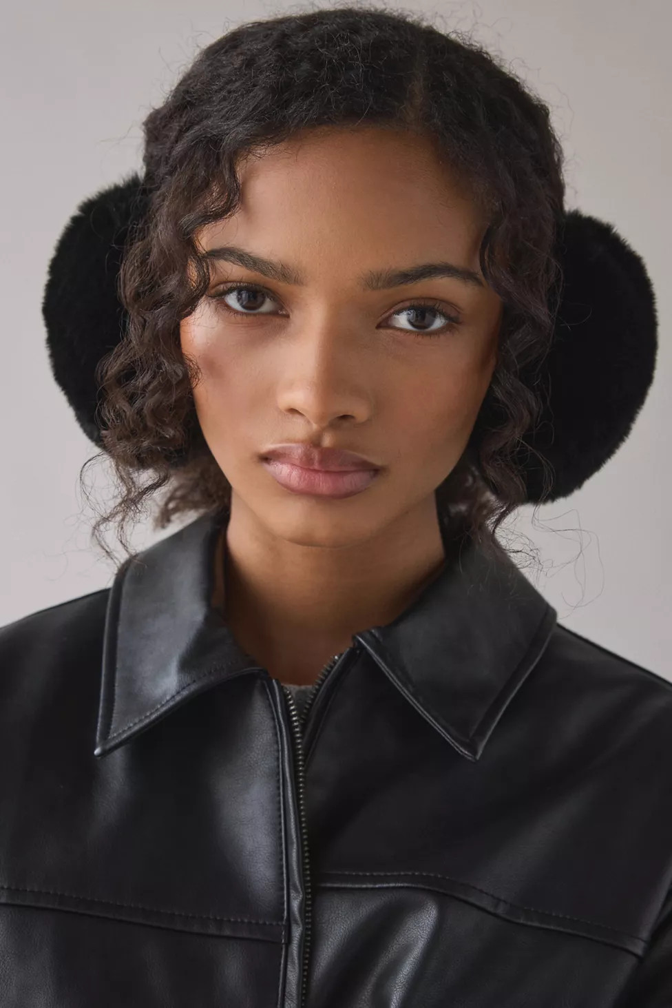No-Show Faux Fur Earmuff | Urban Outfitters (US and RoW)