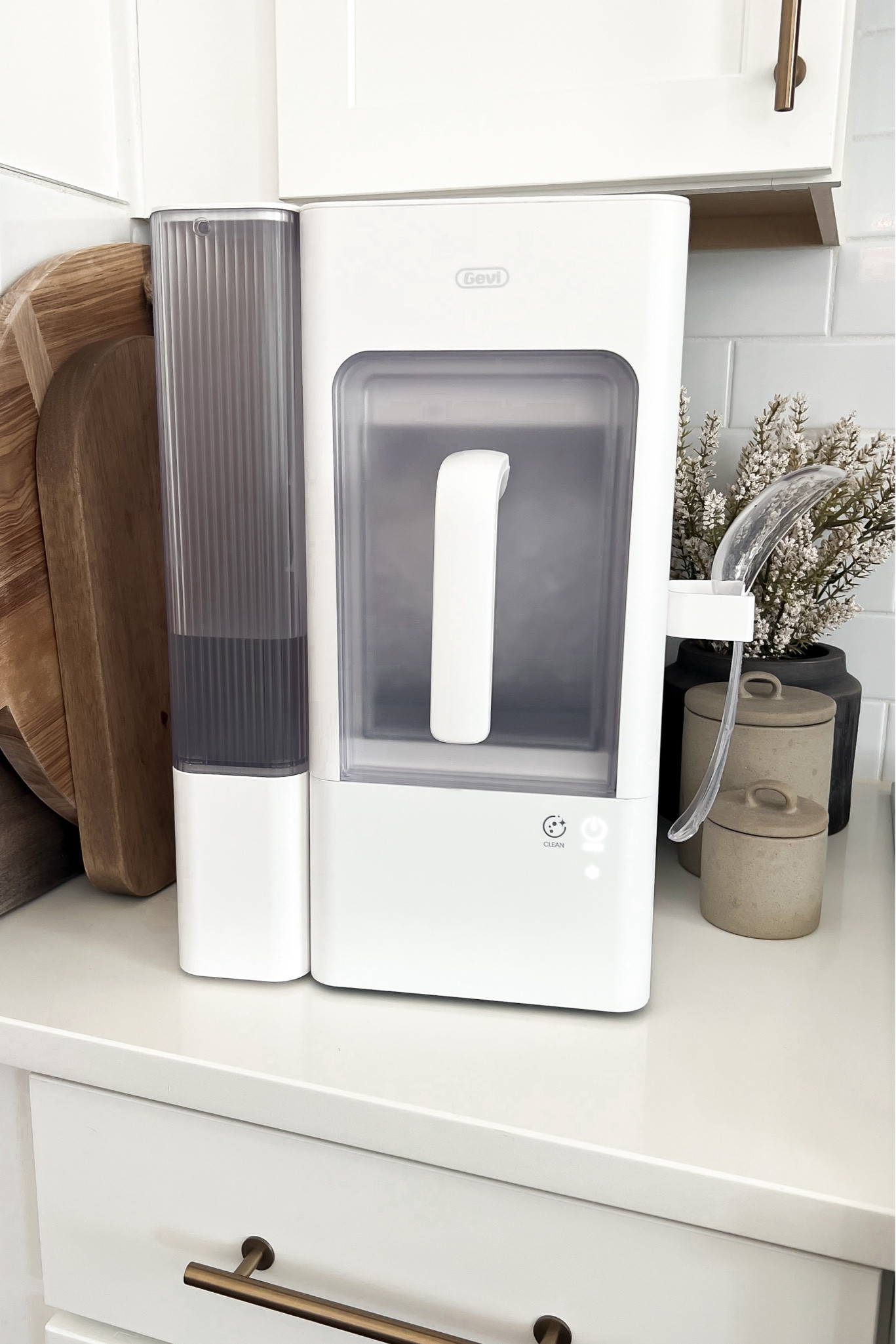 The aesthetic night ice maker of your dreams! 

Gevi nugget ice, ice maker, nugget ice, Amazon home, Amazon prime, Amazon must have, Amazon kitchen, 

#LTKHome #LTKSaleAlert