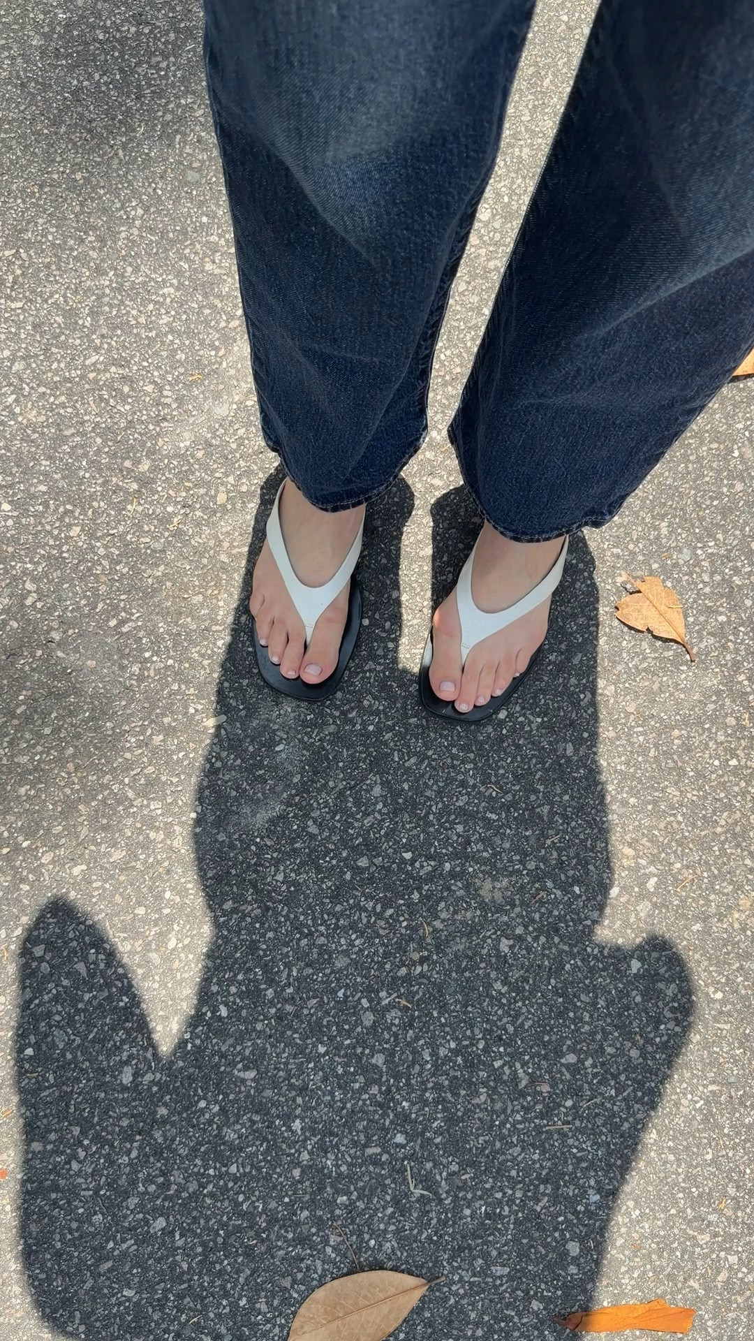 I have basically been living in the sandals since it has gotten warm. They go with almost everything and they’re such high-quality. Run tts￼

#LTKdayinmylife #LTKootd #LTKmomlife