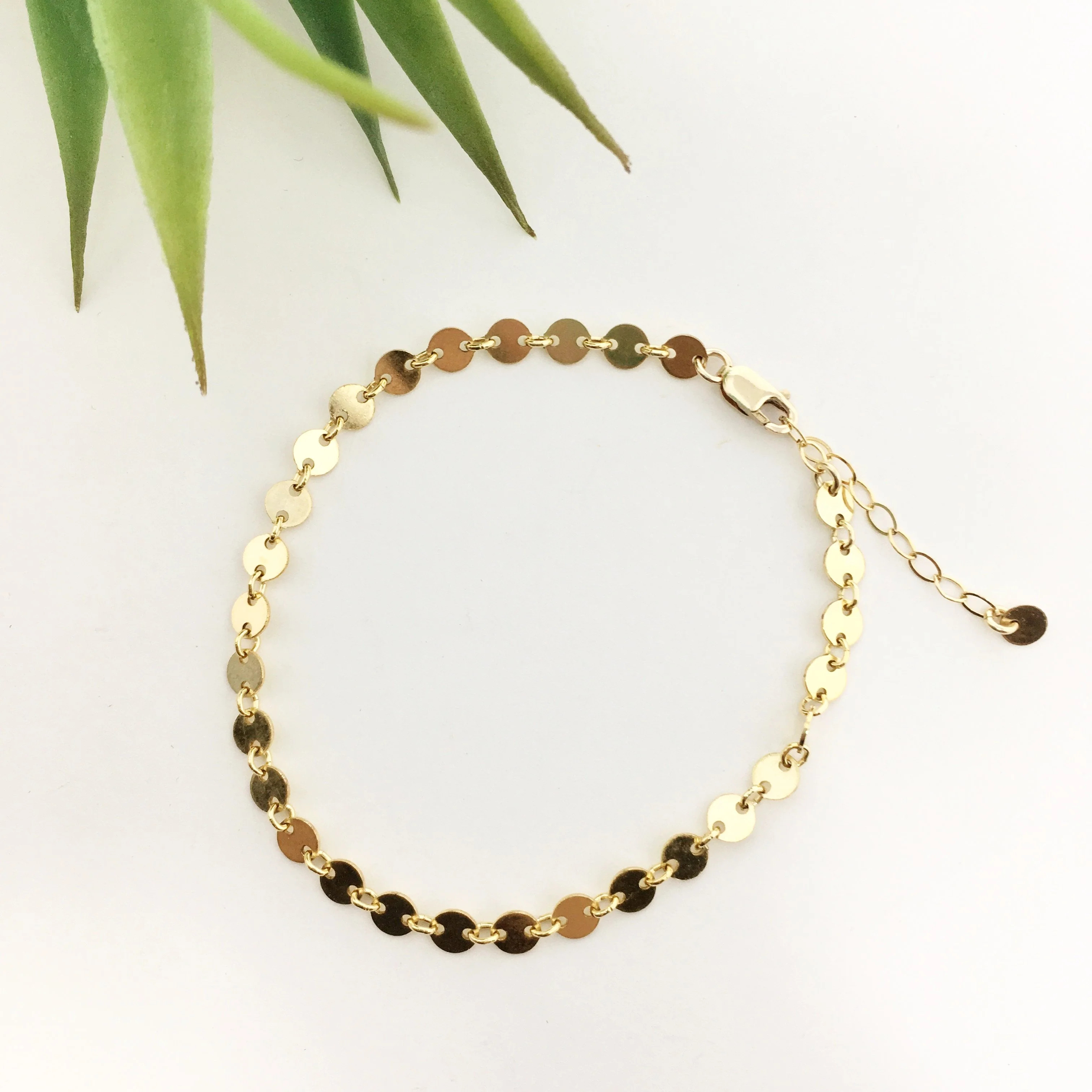 Luna Disc Chain Anklet | MTT Collective