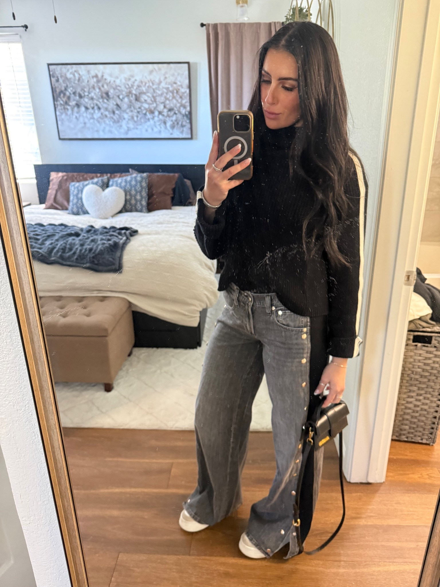 If you know me, you know I love a fun Jean 🖤

#LTKootd #LTKSeasonal