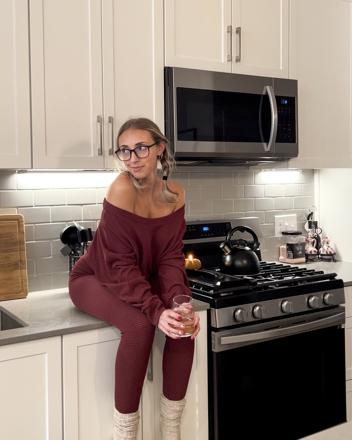 lounging around in matching sets is my favorite hobby🍷🧦 

#LTKSeasonal #LTKfindsunder100 #LTKHoliday