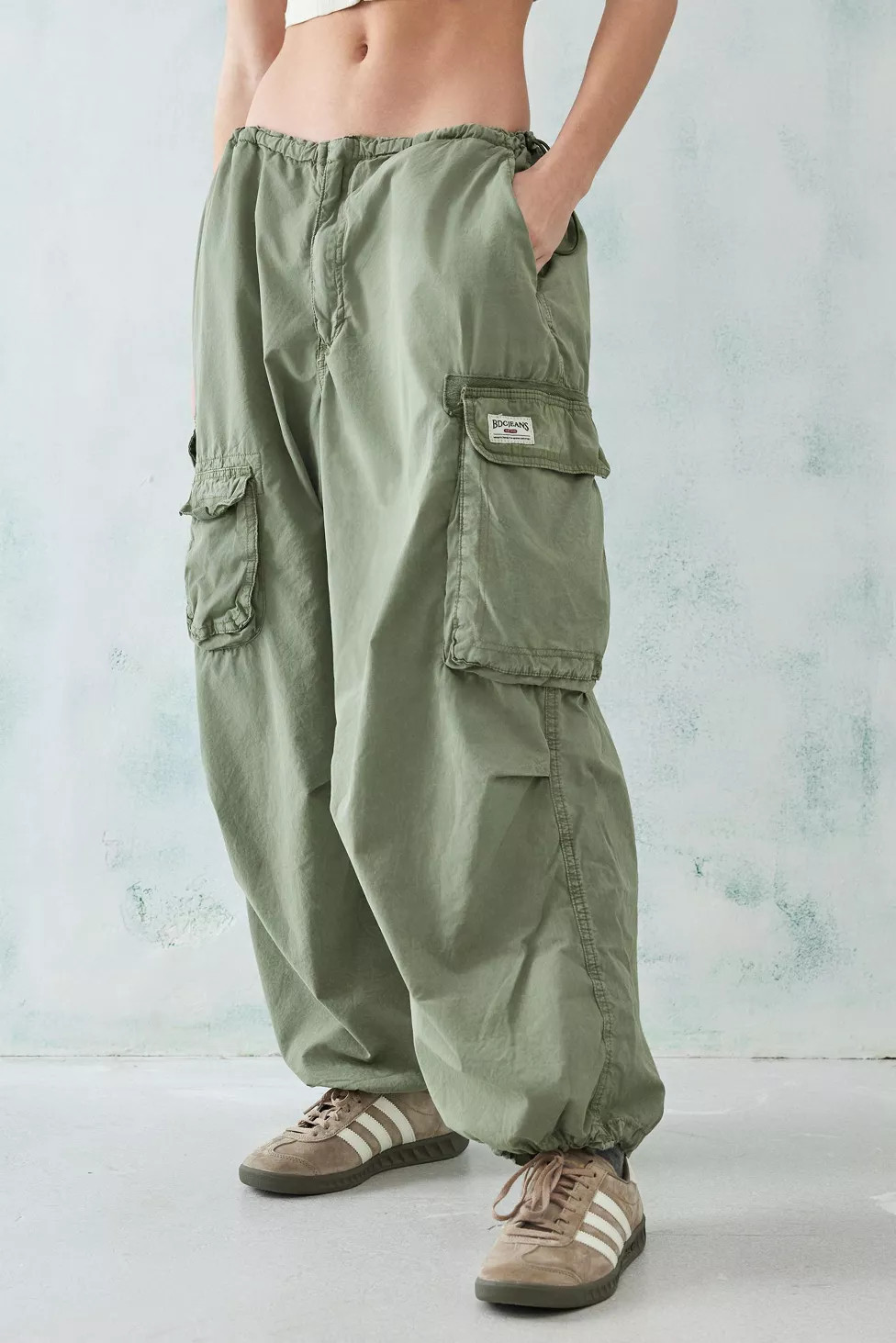 BDG Khaki Ultra-Wide Pocket Pant | Urban Outfitters (US and RoW)