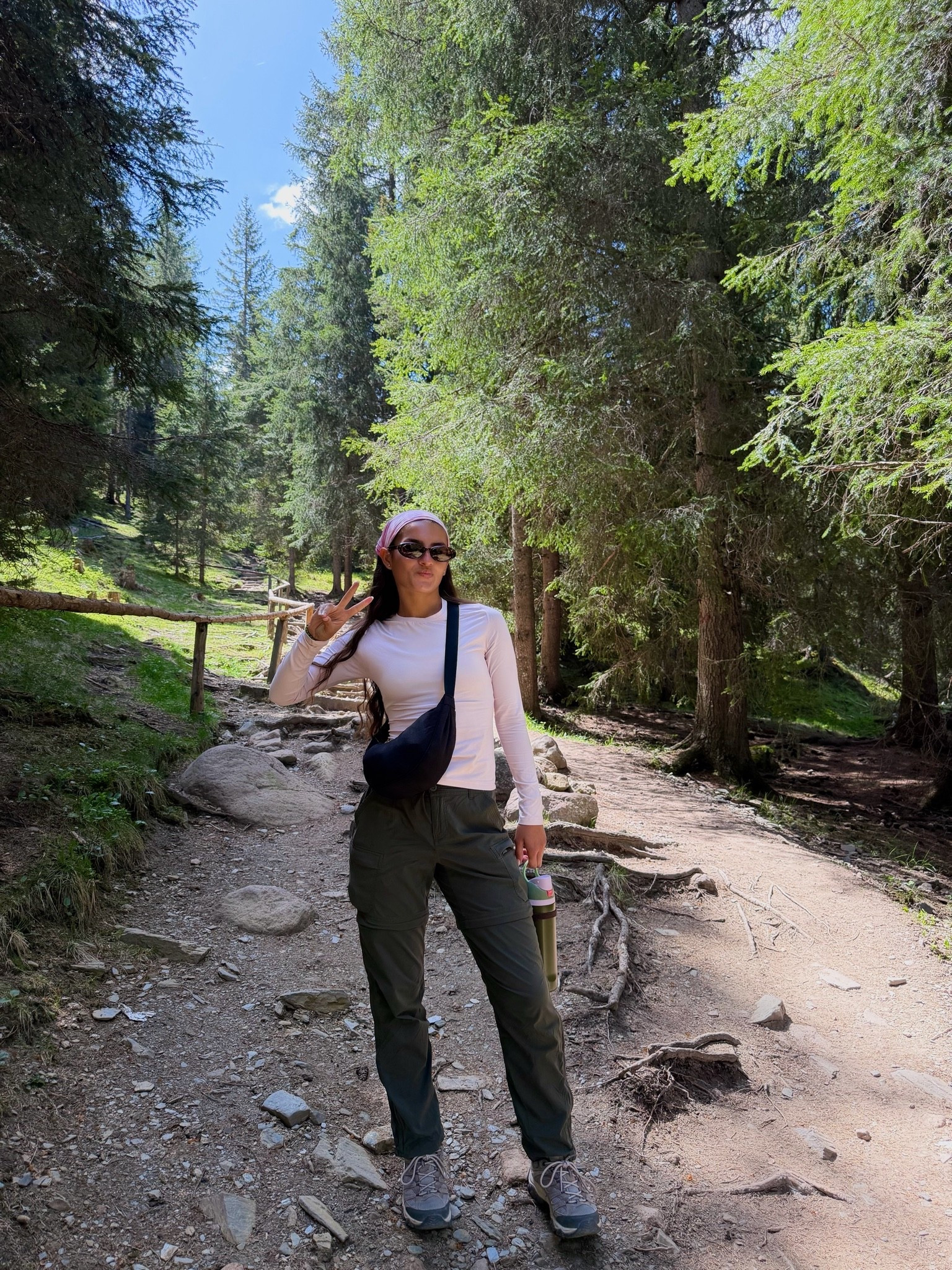 dolomites hiking outfit in italy ! 🏔️🇮🇹

#LTKActive