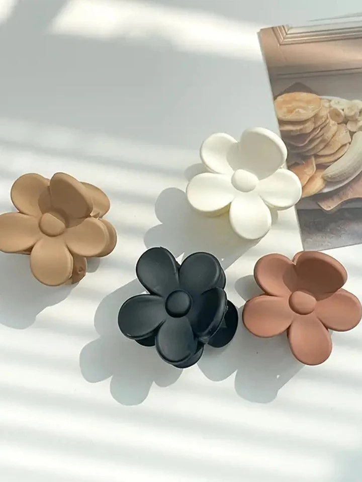 4pcs Women's Small Flower Shaped Hair Clips | SHEIN