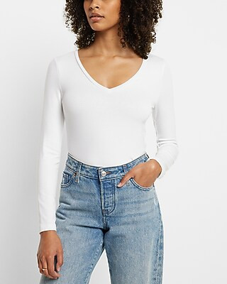 Supersoft Fitted V-Neck Long Sleeve Tee | Express