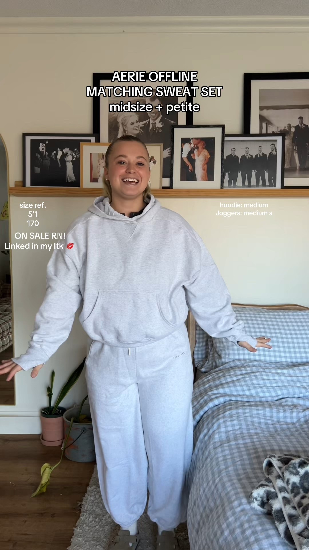 Aerie offline set my favorite ❤️ 

Hoodie size medium 
Sweats size medium s