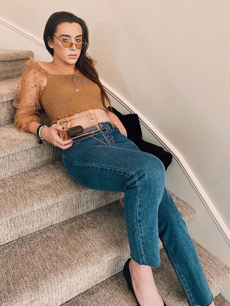 Frayed Raw-Cut High Waisted Jeans | SHEIN