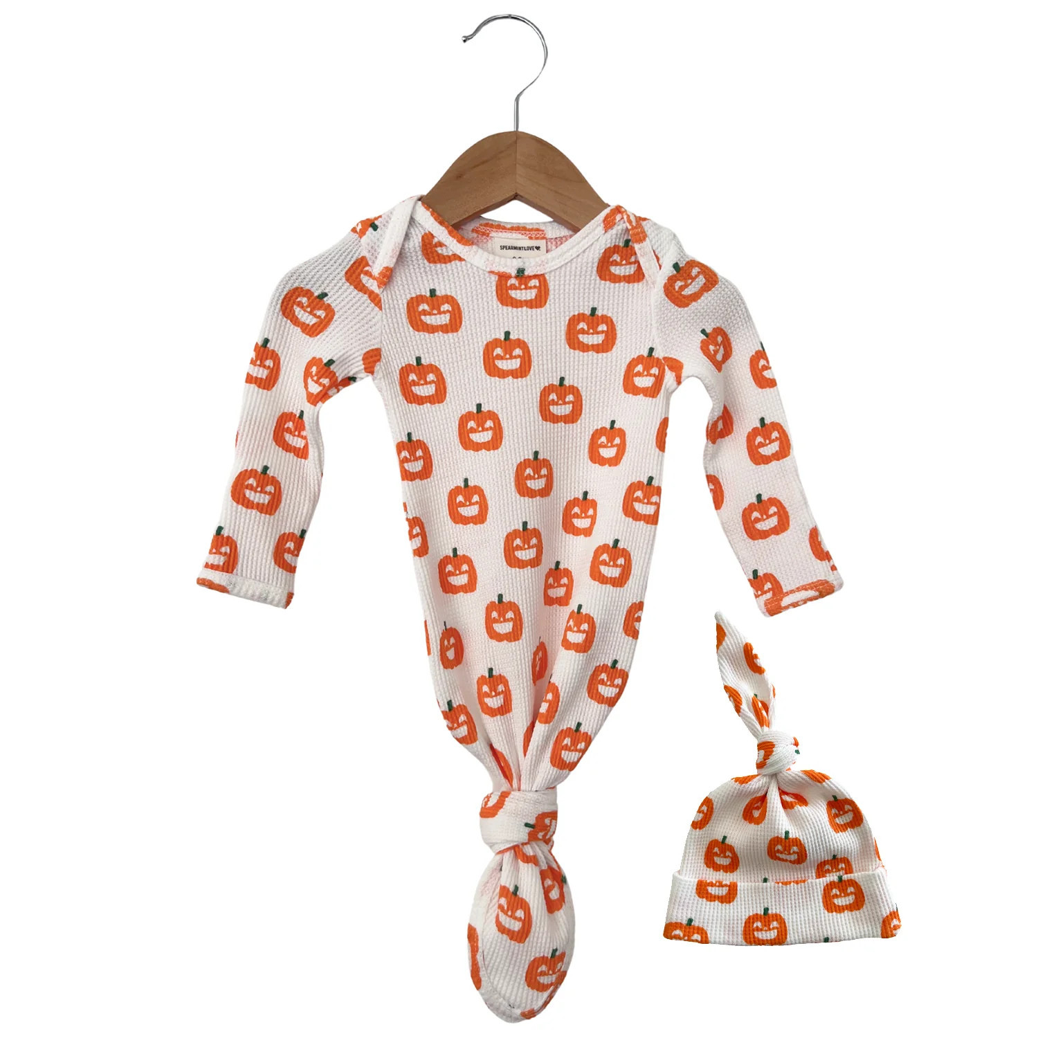 Organic Waffle Knotted Gown & Hat Set, Jack-O-Lantern | SpearmintLOVE