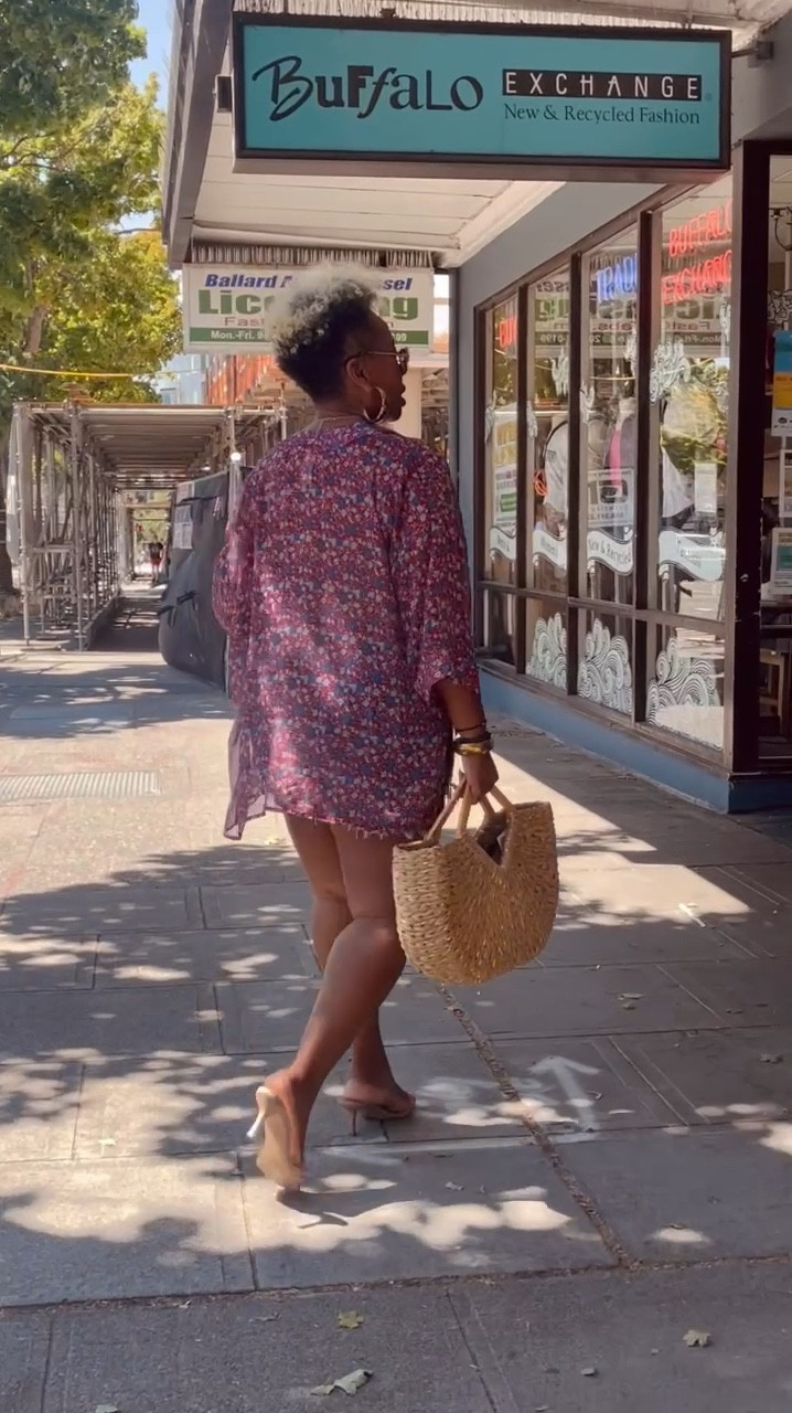 Kimono style 💗

#LTKVideo #LTKOver40