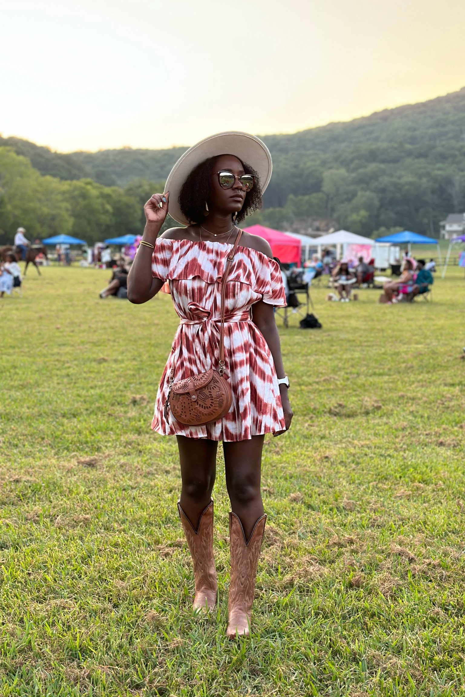 They said the theme was Western meets Coachella. Let’s just say I leaned heavily into the Western of it all! #Howdy 🤠👋🏾 #StylishlyBree

Dress: Banana Republic (old) #itsBanana
Boots: Authentic but similar linked
Bag: #Frye
Hat: #Amazon
Sunglasses: #TomFord

#LTKsalealert #LTKxNSale #LTKshoecrush