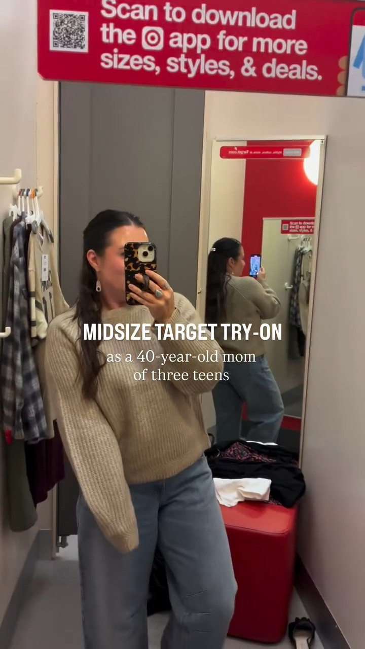 Midsize Target fall try-on 🎯 

Sweater - M (not on website yet, will link asap. linked similar options!)
Jeans - 10 (run roomy, can size down for tighter fit)
Green pants - 10 
Brown shirt - M
Jersey tee - S (VERY oversized)
Wine leggings - M 
Flannel - L (oversized, needed a M)
White tee - L (very fitted)


Target fall outfit 
Target try on
Target sweater 
Fall sweater 
Fall flannel 
Barrel jeans 
Sporting event shirt 
Fan shirt 
Army green pants 
Brown Henley shirt 


#LTKMidsize #LTKOver40 #LTKStyleTip