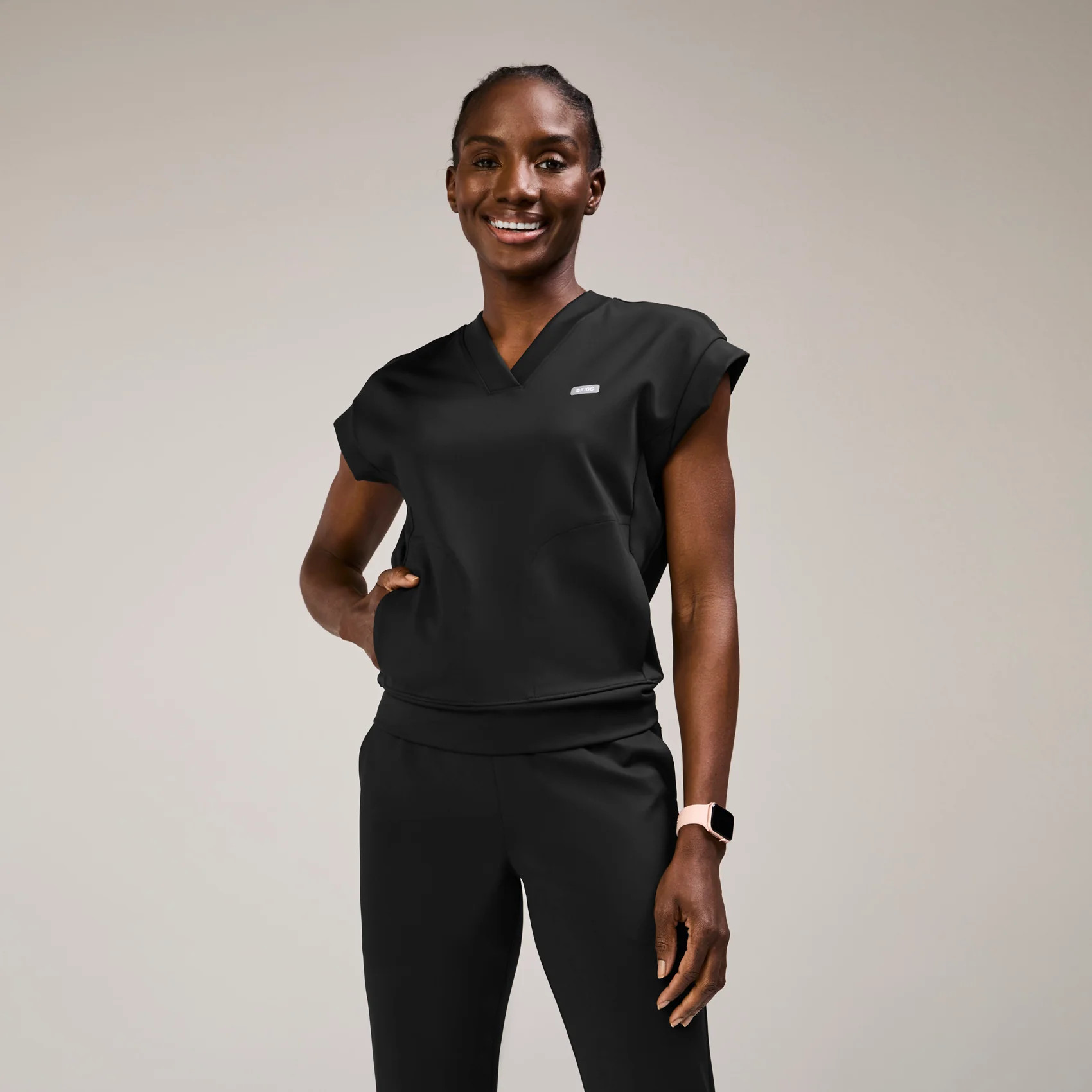 Mira FORMx V-Neck Scrub Top™ | FIGS