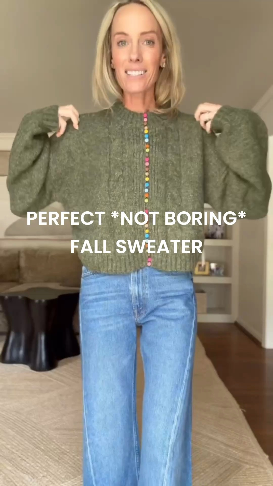 Size XS/S in the sweater and size 25 in the jeans!