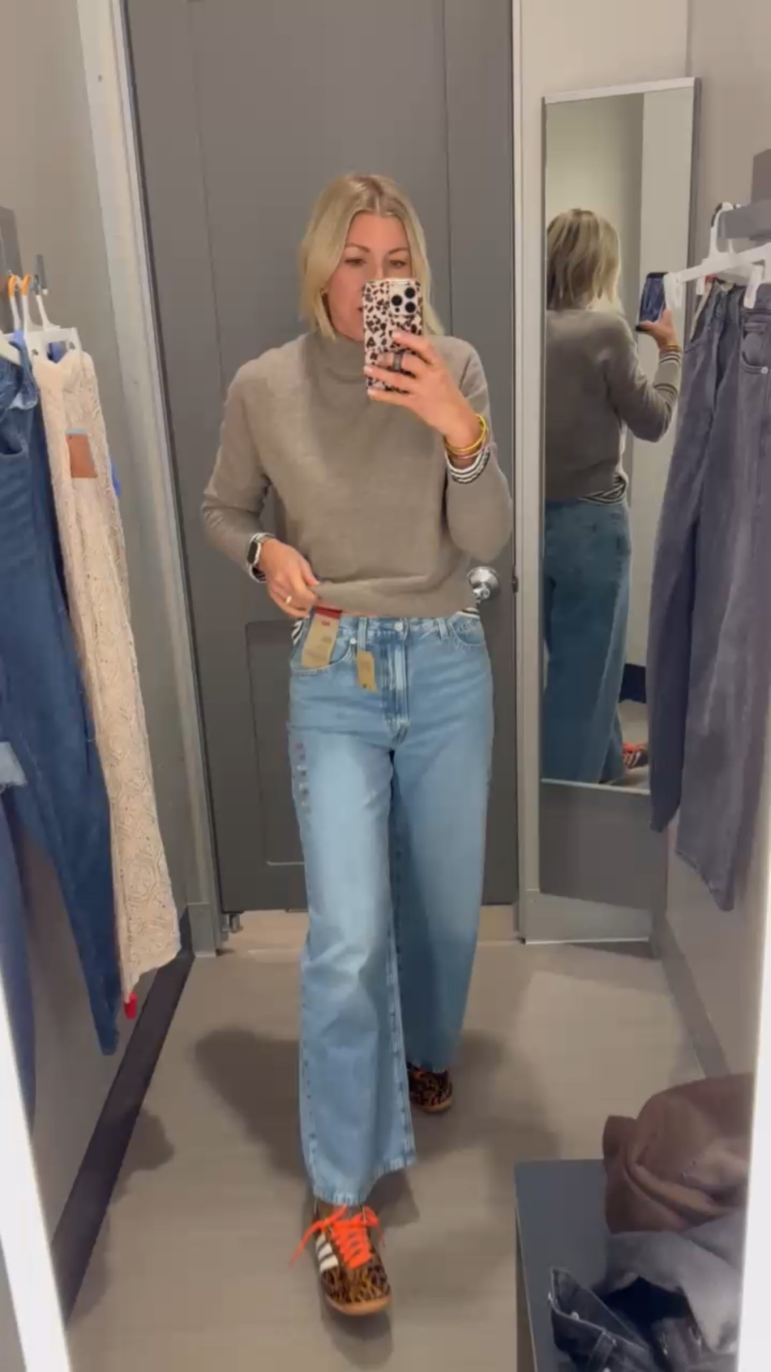 Another target Levi’s find!


#LTKootd #LTKmomlife #LTKOver40