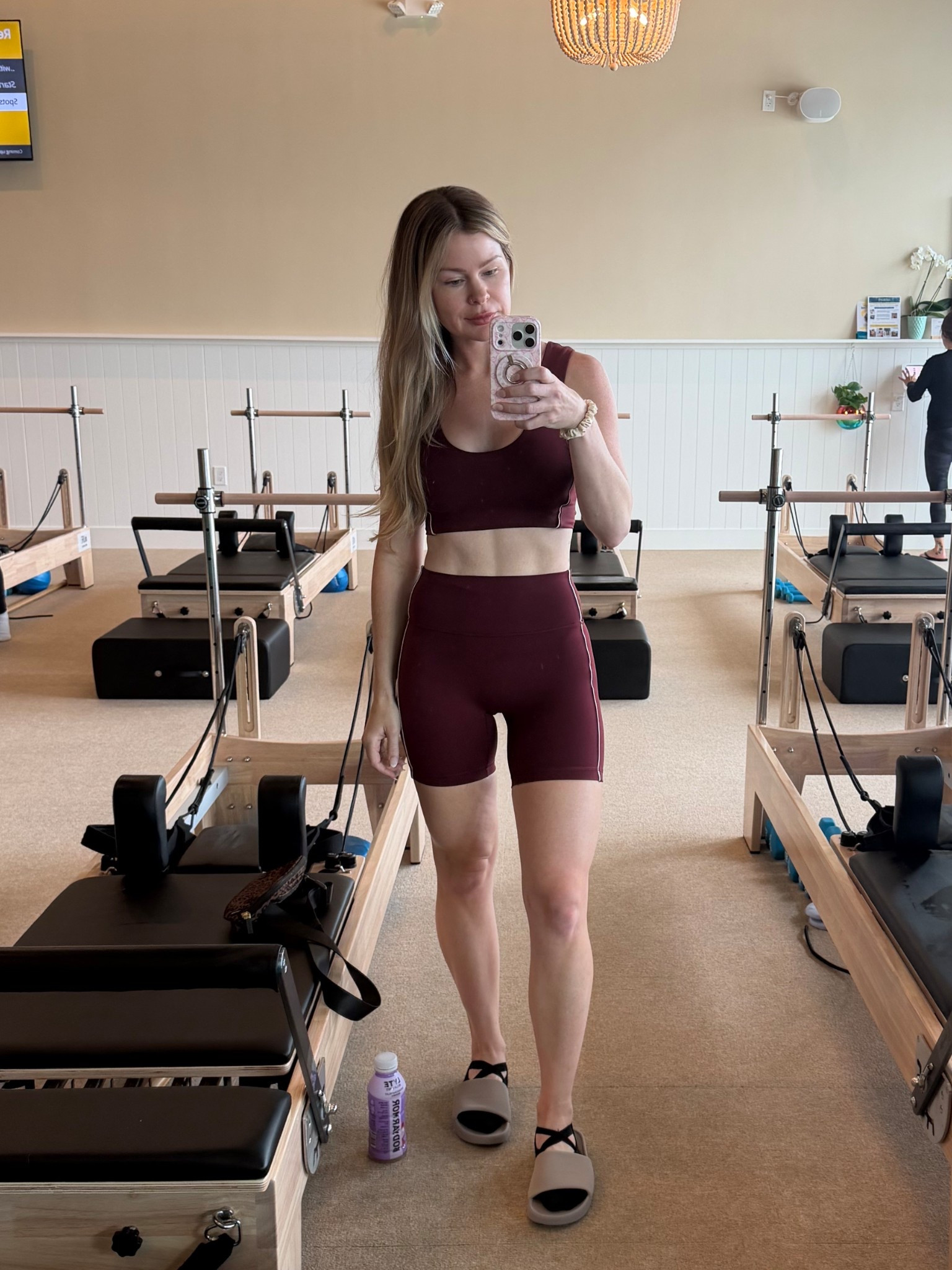 @lululemon Wunder Train No-Line Piped High-Rise Short 6" • Wunder Train Piped Sports Bra Medium Support • Women's Makenna Slip-on Slides - All In Motion