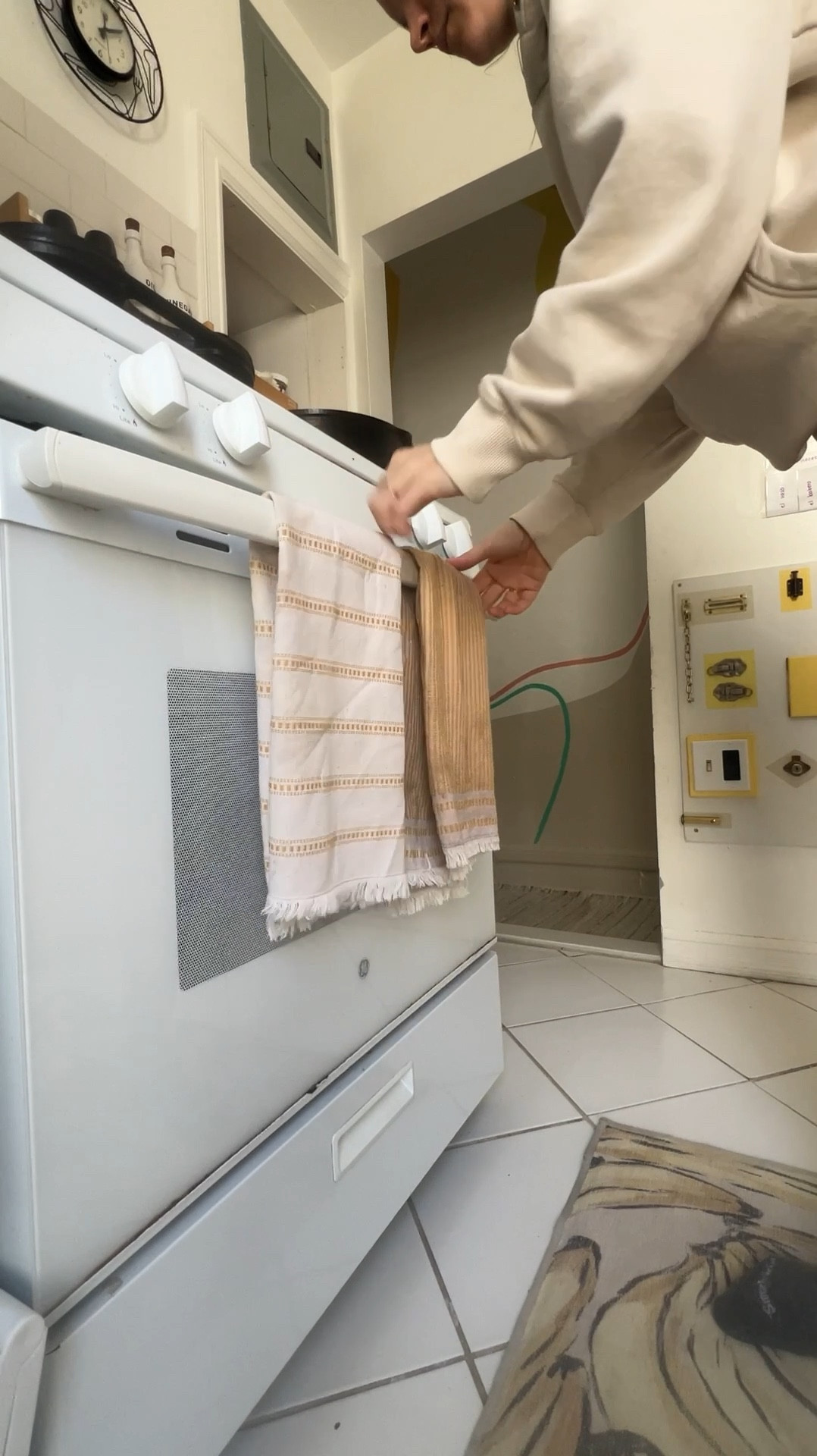 Tidy up my kitchen with me!

#LTKHome #LTKFamily