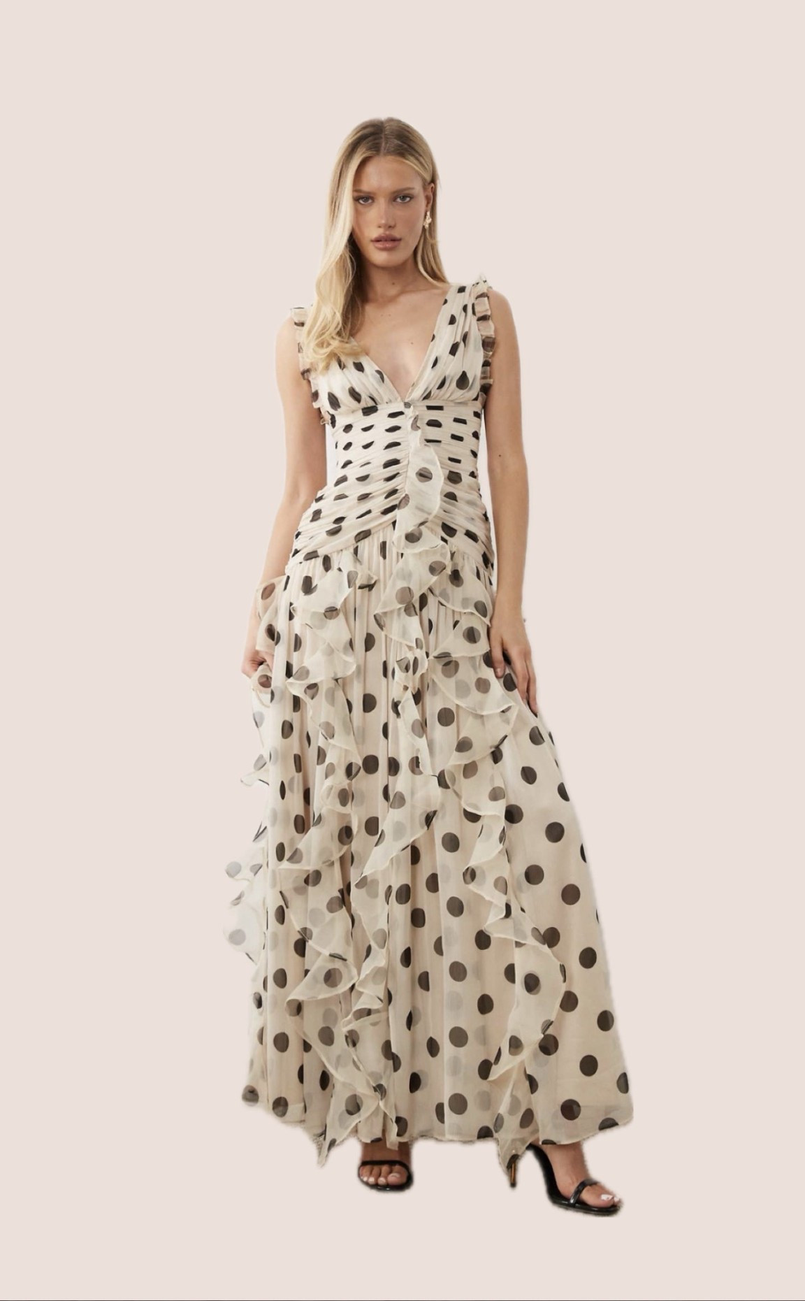 New spring arrivals from @ASOS 

Maxi dress. Midi dress. Spring style. Spring outfit. Casual dress. Sundress. Outfit idea. Outfit inspo. Polka dots. Spring dresses  