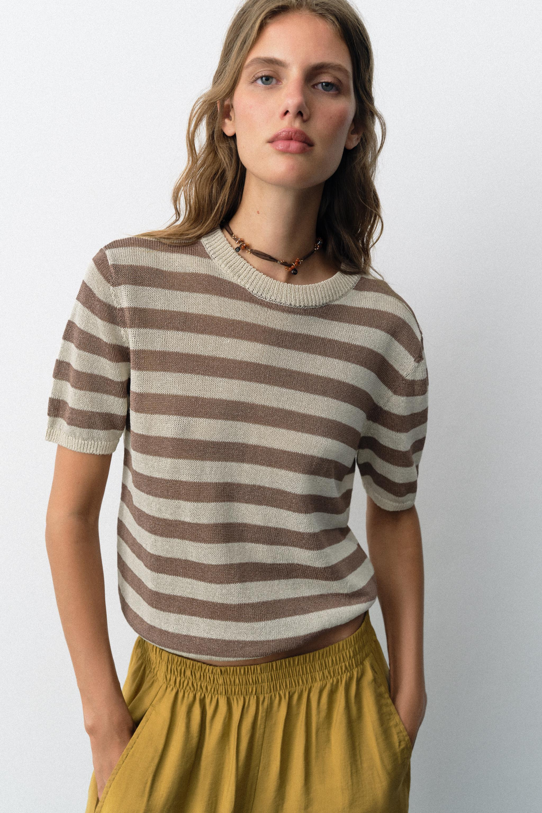 SHORT SLEEVE KNIT TOP | Zara US