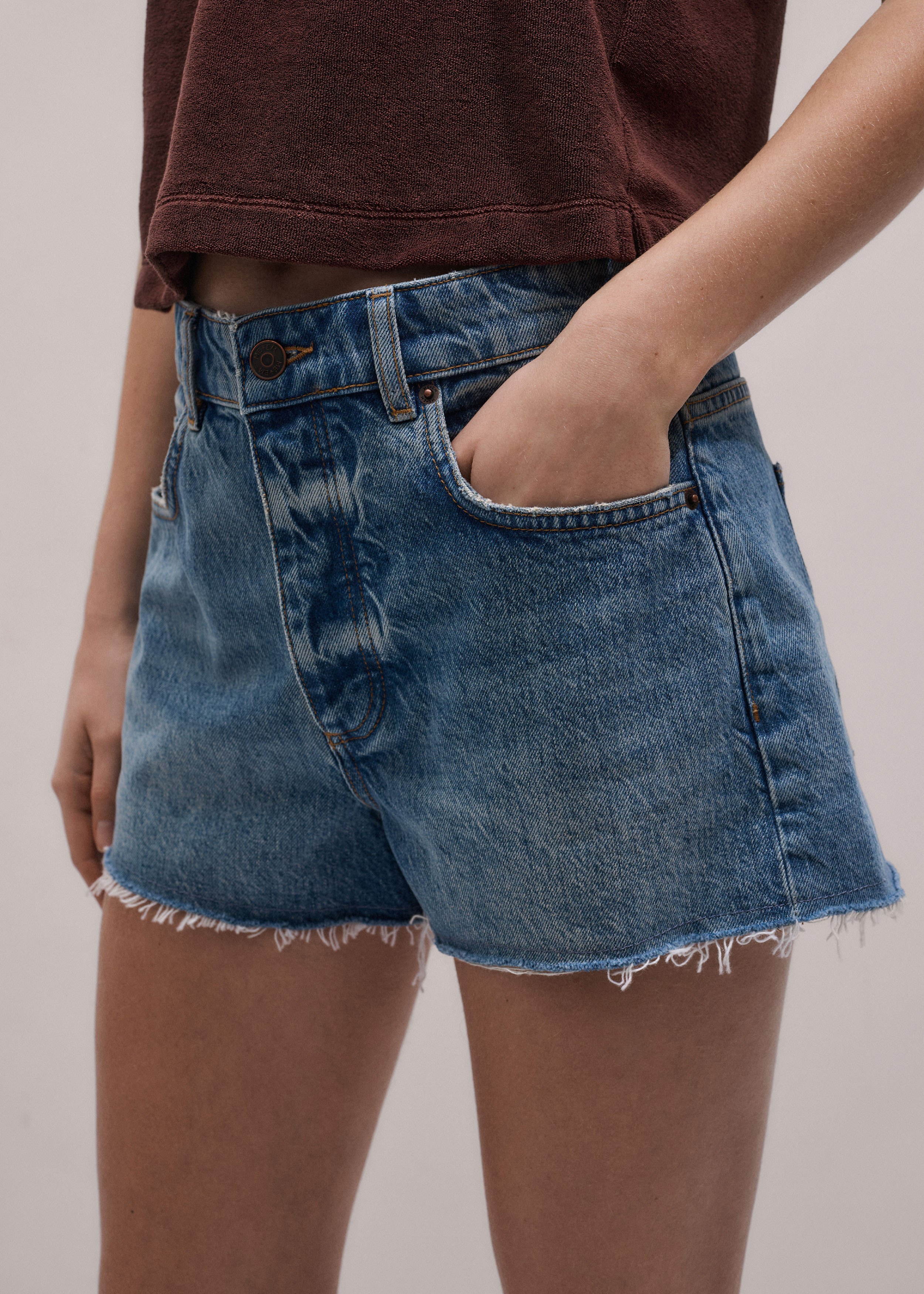 Classic Cut Off Short
Midweight Denim
 | ME+EM Global (Excluding US)