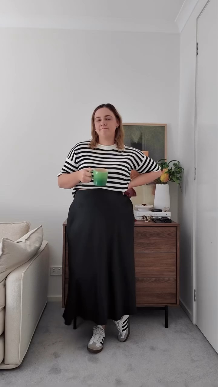 Definitely one of my 'mum' uniforms. It's easy to put together and I always feel cool and comfortable when I wear this combo.

Outfit one: skirt from target, shirt from feather and noise (similar linked)
Outfit two: tank and shirt from feather and noise, skirt from Fayt (similar linked)
Outfit three: shirt from feather and noise, skirt from Atmos and here (similar linked)

👉 Let me know if you want to know where anything is from, or comment STEAL and I'll send you think links to similar items so you can shop!