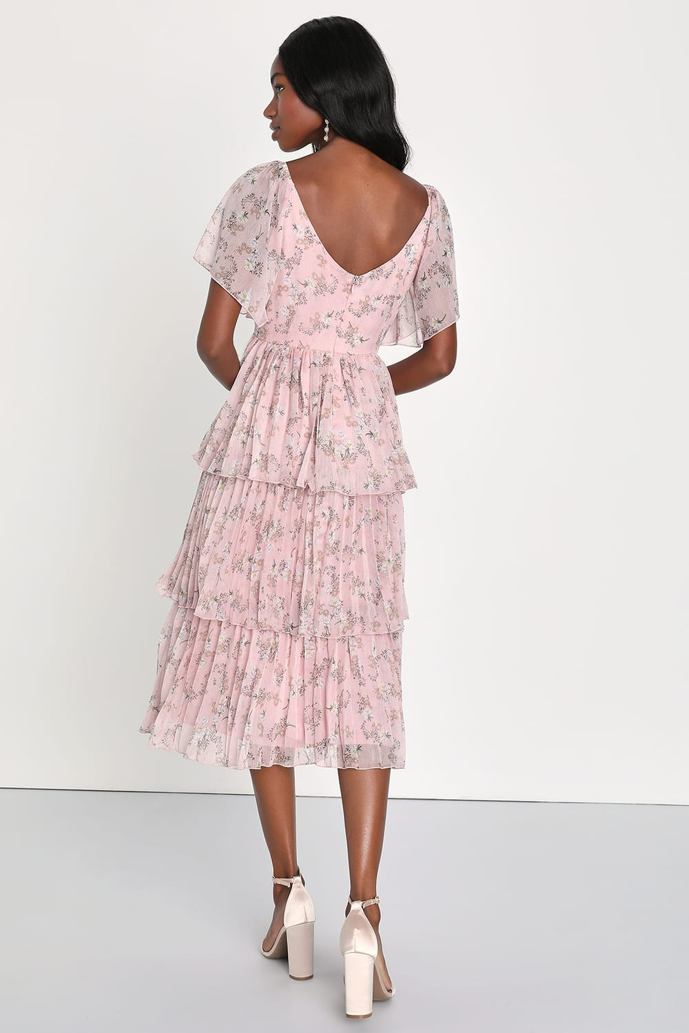 Gentle Charm Mauve Floral Print Pleated Tiered Midi Dress | Lulus (US)