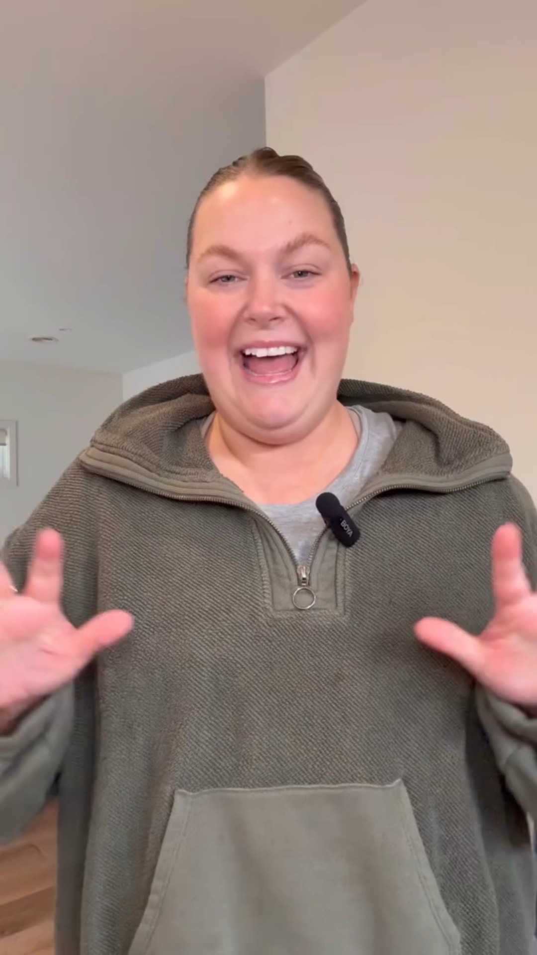 Happy Monday! What a way to start the week… a big package from @citychicofficial with some amazing new styles!! 

What should I try on first? 

#citychic #unboxing #gifted #citychicunboxing #plussize #plussizefashion