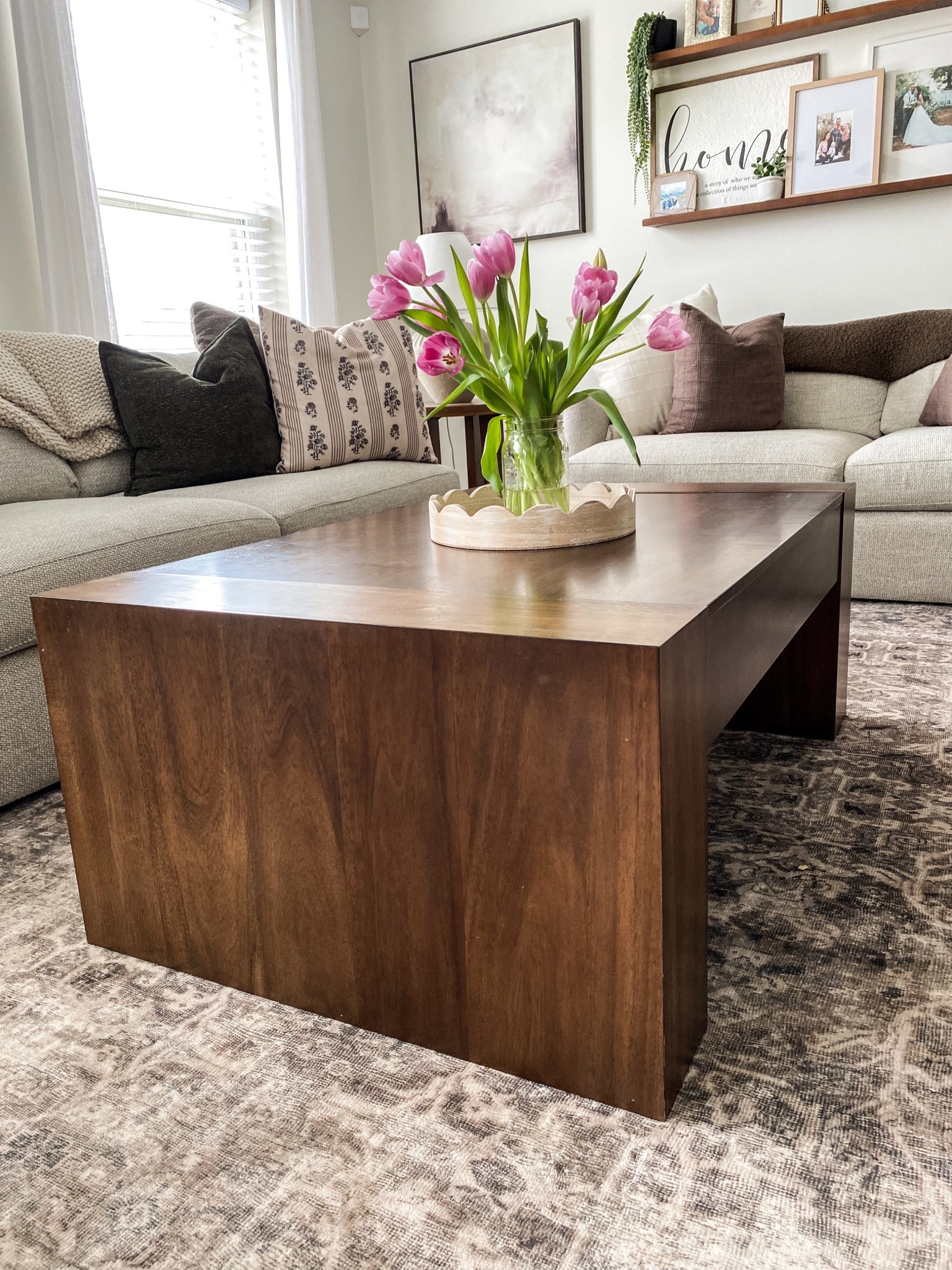 This coffee table!!🙌🏼

#LTKHome #LTKdayinmylife