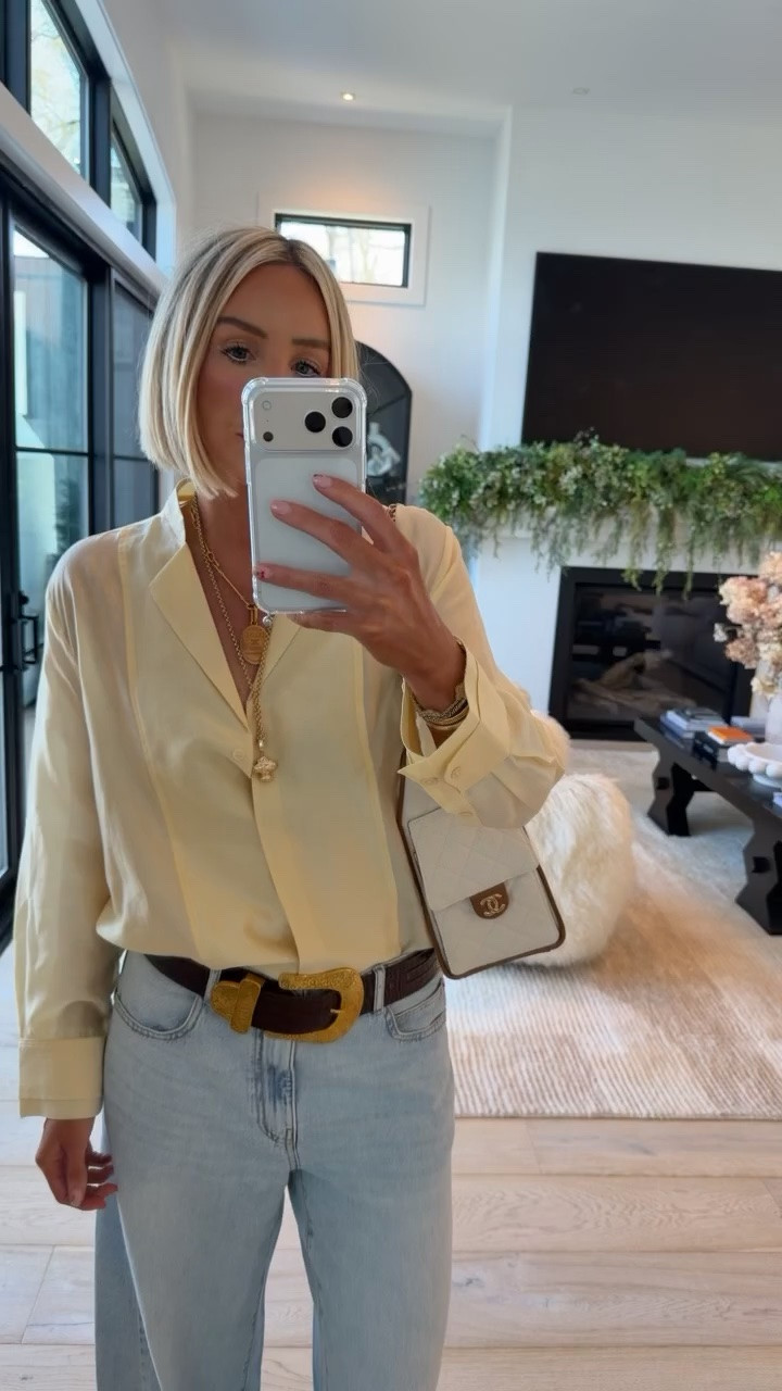 Zara does it again and this top truly lights up any outfit! 😍😍

#LTKgrwm #LTKootd