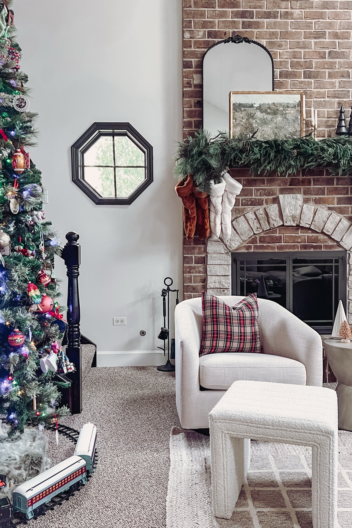 Holiday decor ❤️

#LTKHoliday #LTKFindsUnder50 #LTKSeasonal