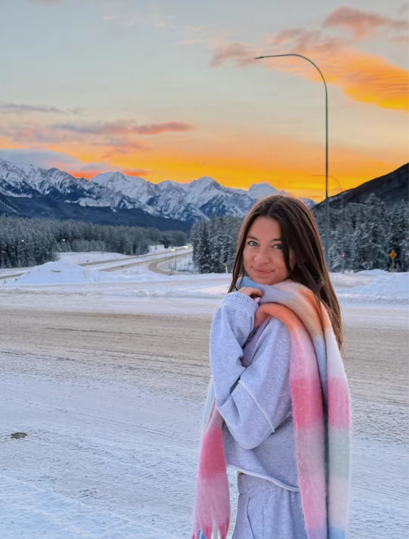 one of my new fav sets from aerie - has kept me so warm and cozy while not being too heavy or hot! 

sweatset, loungewear, sweater, winter outfit, scarf, sweatpantss

#LTKGiftGuide #LTKFindsUnder50 #LTKSeasonal