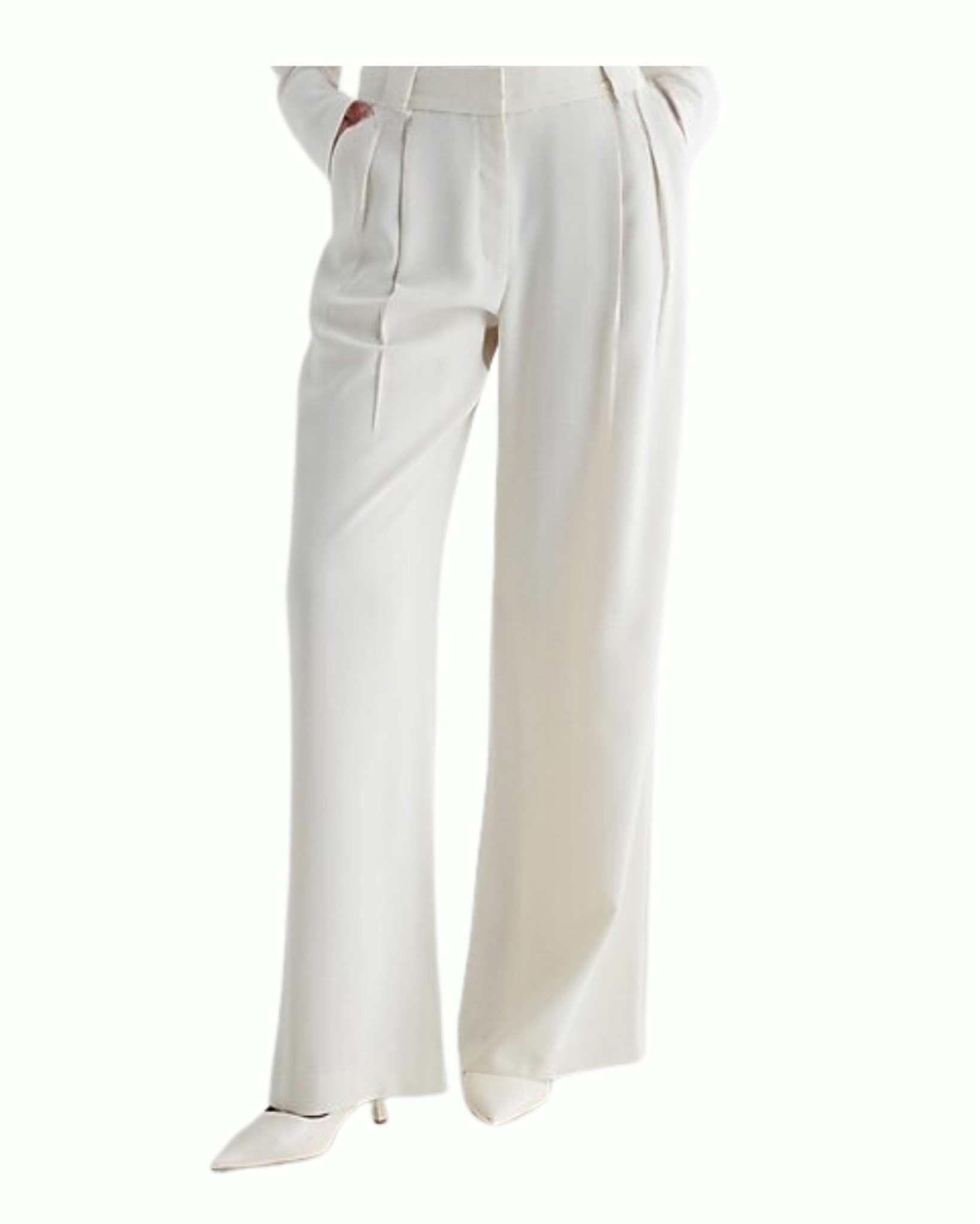 ❄️Winter White❄️ #trend #ootd

#winterwhite #winterwhiteoutfit #winterwhitestyle

#LTKstyletip #LTKworkwear