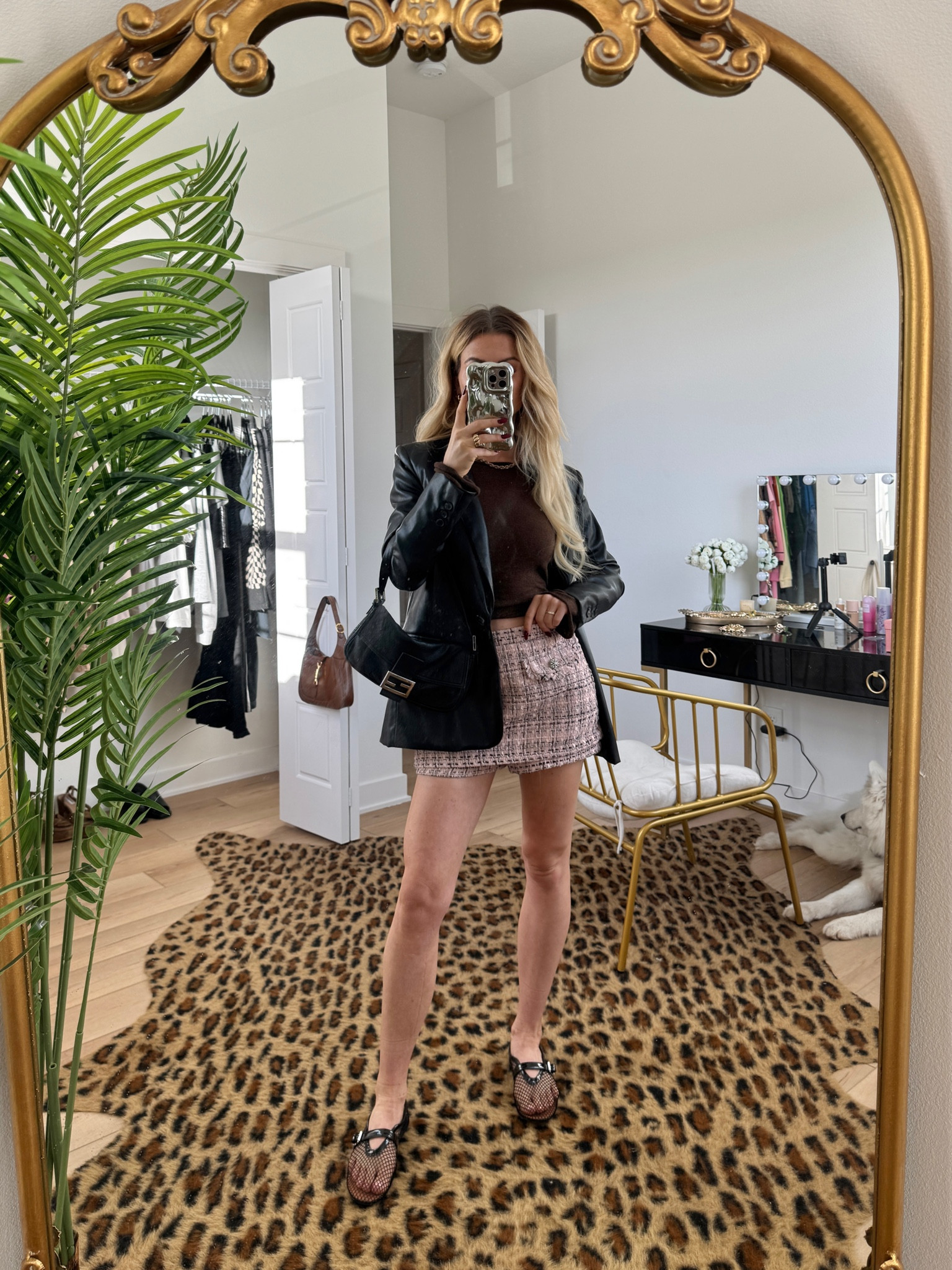 Girly grungy church OOTD 

this Chanel like tweed skirt is from target! So inexpensive! Love it paired with the black cozy brown sweater and leather blazer. So chic 🖤



#LTKFindsUnder50 #LTKFindsUnder100 #LTKStyleTip