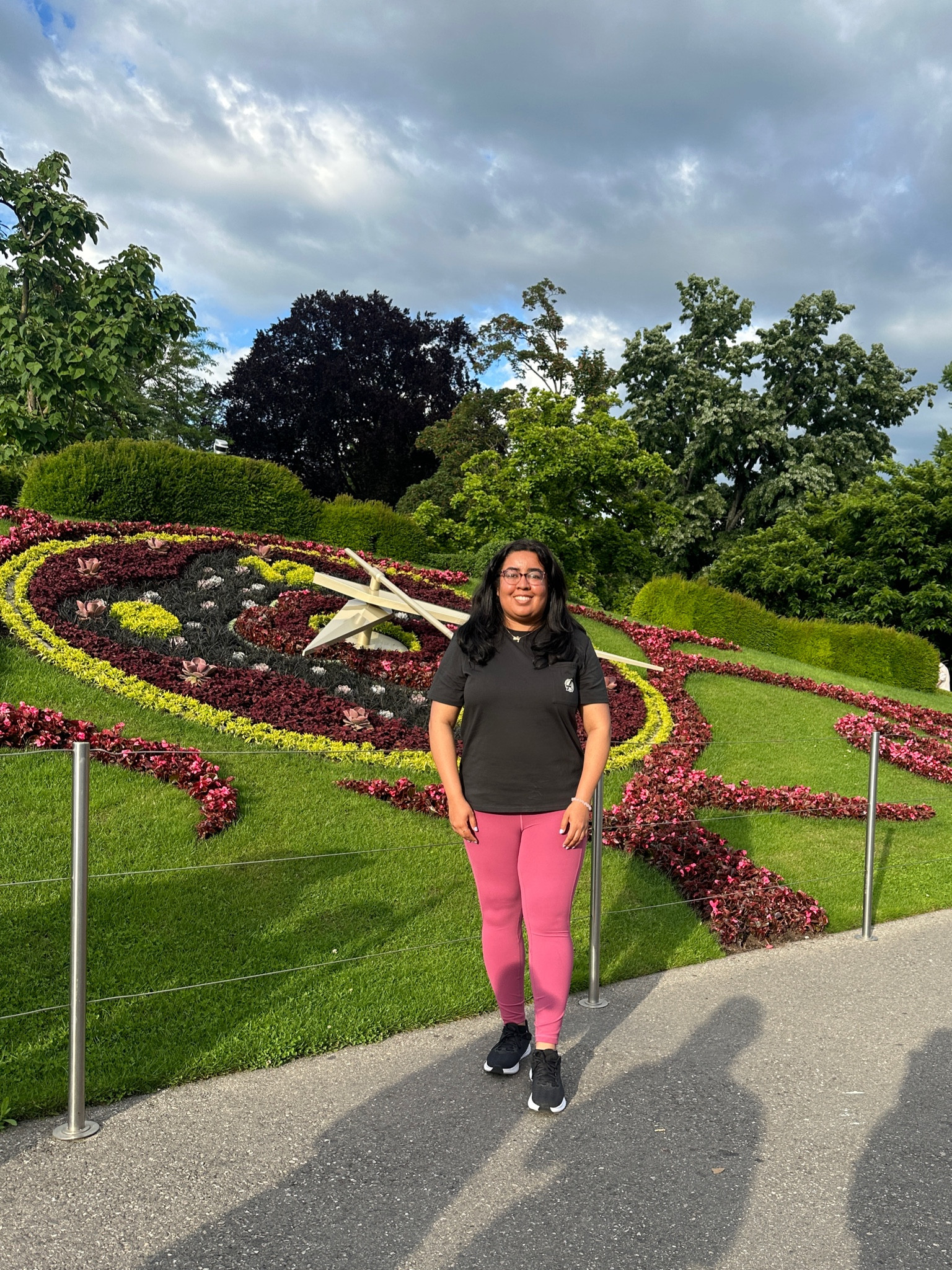 These buttery soft leggings are the prettiest color! Wearing a size 12  

#LTKMidsize #LTKActive #LTKTravel