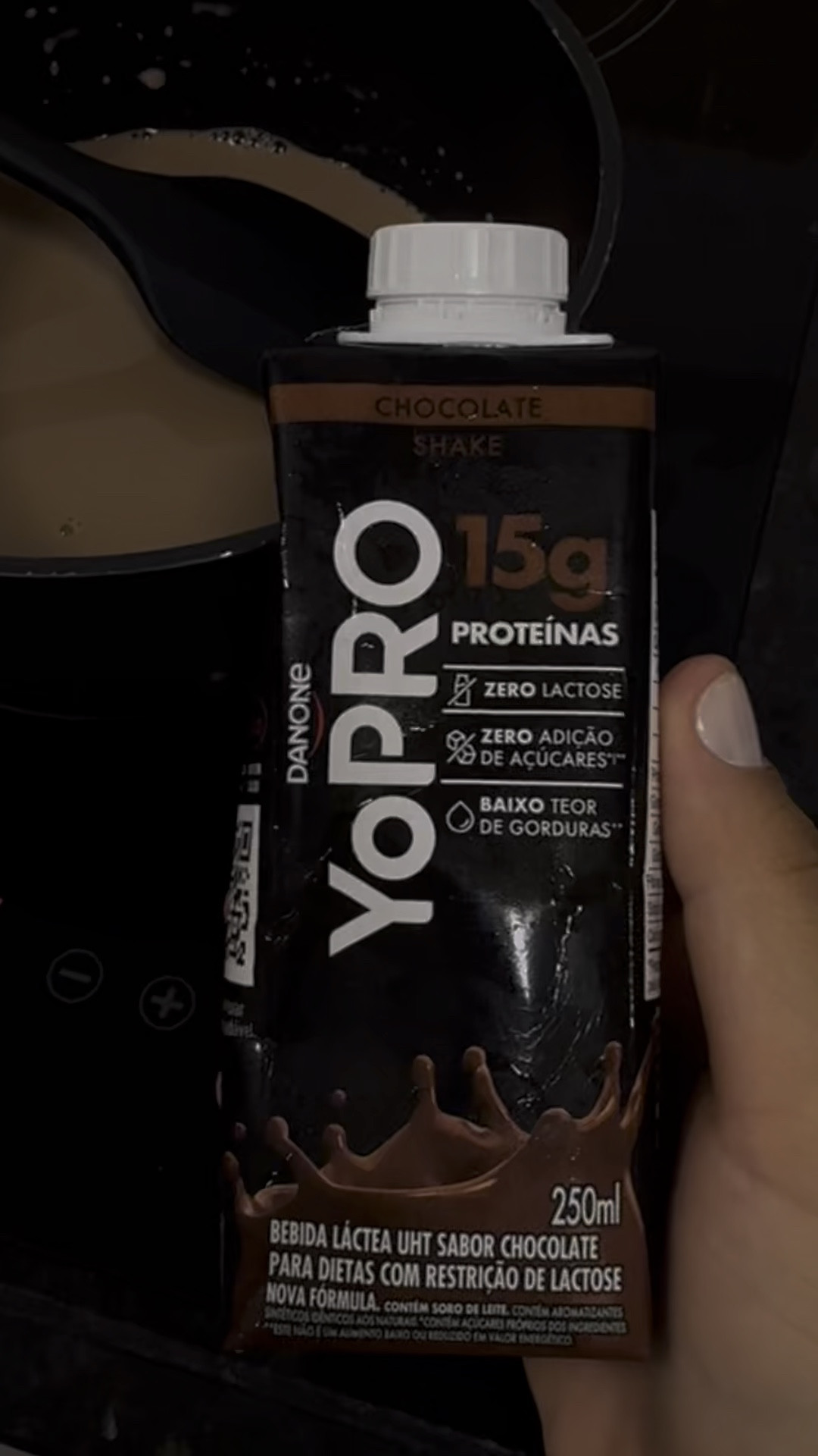 Garotas legais não guardam segredo 🤫
Se você ama um docinho e não quer sair da dieta, fica a dica desse brigadeiro de YoPro que só leva 1 ingrediente.

Basta despejar o yopro em uma panela e mexer durante 20 minutos em fogo baixo e está pronto seu brigadeiro proteico!

Adquira sua caixa de YoPro na Amazon através do link  & fique abastecida para quando bater a vontade de comer um docinho 🍫

#LTKbrasil