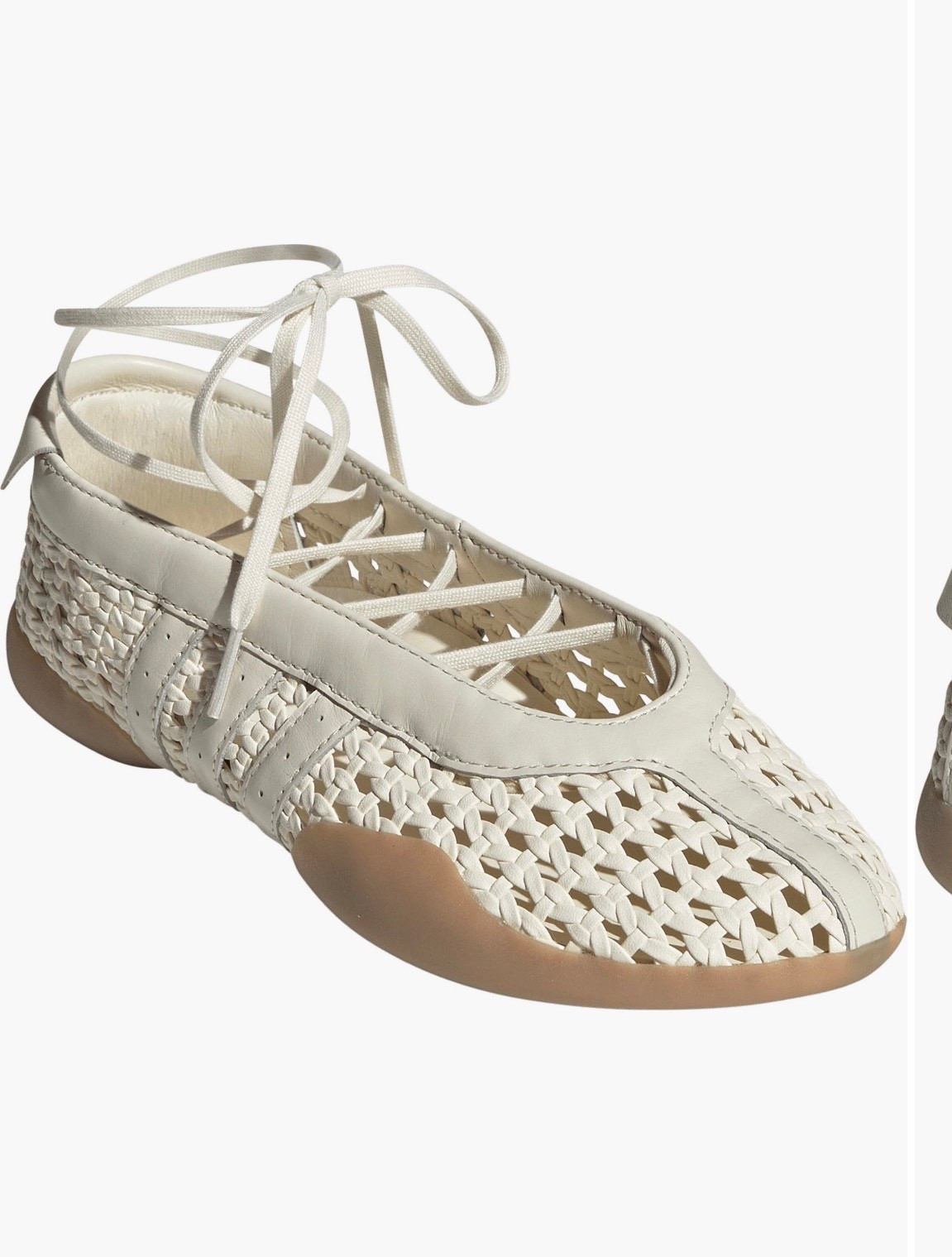 The shoe that makes the outfit ✨
These woven lace-up flats are the perfect mix of comfort and statement—lightweight, breathable, and just different enough to elevate even the simplest look.

Pair them with denim, dresses, or linen sets… they just work 🤍
Easy, chic, and quietly stylish.

Linked this pair + similar options you’ll love 💫

#LTKStyle #ChicShoes #WovenFlats #EffortlessStyle #ElevatedCasual #SpringStyle #NeutralStyle #Over50Style


woven flats, lace up flats, neutral shoes, spring shoes, breathable shoes, casual chic footwear, everyday flats, minimalist style, elevated basics, comfortable stylish shoes



#LTKOver40 #LTKMidsize #LTKActive