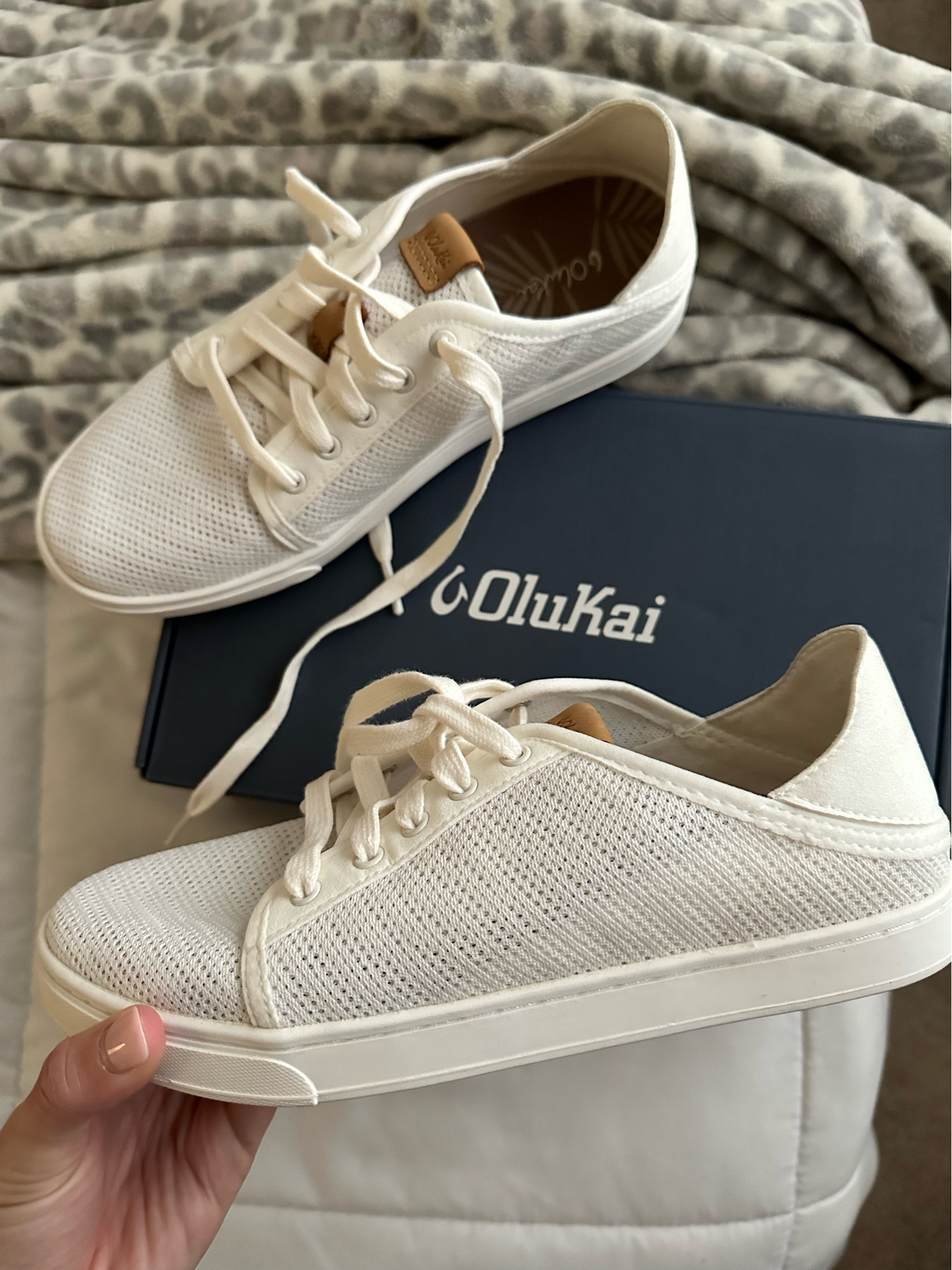 The perfect every outfit - everyday sneaker.👏🏼

White sneaker olukai everyday shoes travel shoe casual sneaker light sneaker convertible sneaker

#LTKshoecrush #LTKstyletip #LTKunder100