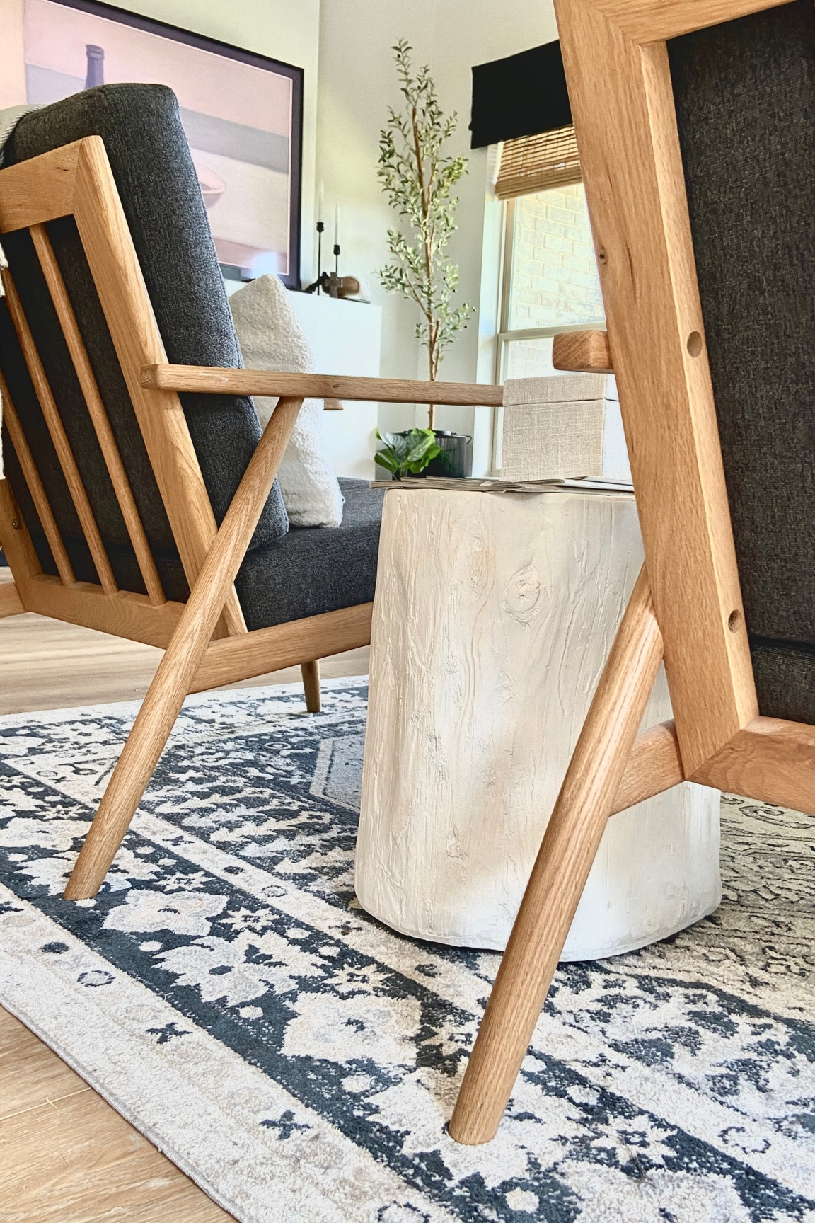 Neutral living room
#greywhiterug #endtable #ladderbackchair #transitionalstyle

#LTKunder100 #LTKhome