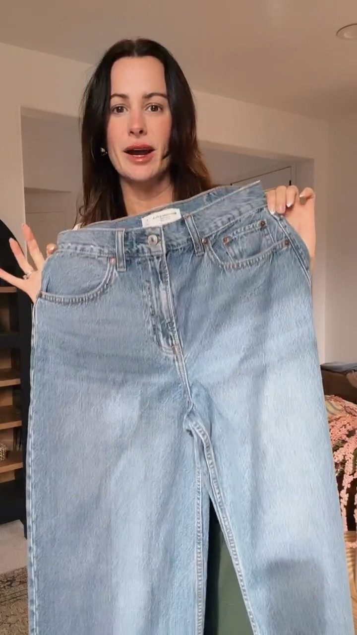 Abercrombie denim sale starts today! 25-40% off all jeans, plus stack code DENIMAF for an extra 15% off! Then 20% off everything else! 
These are the high rise wide leg jeans in a 27 long.

#LTKSaleAlert #LTKgrwm #LTKTall