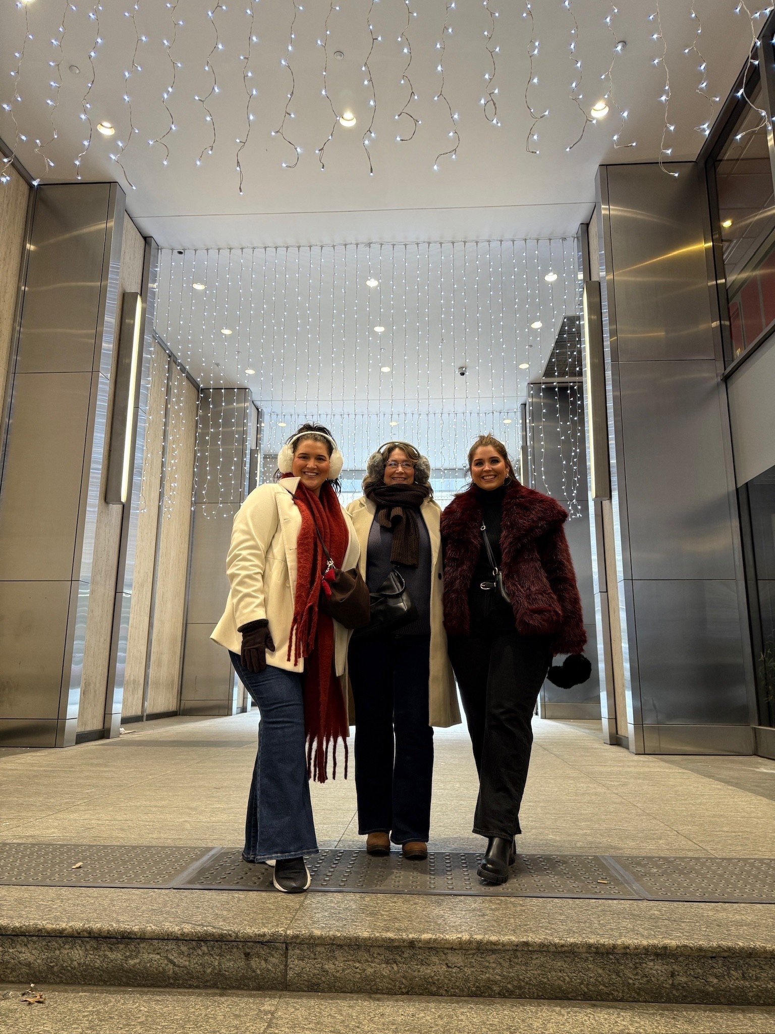 Christmas in NYC 🎄🎁 The perfect girls trip. Outfits for exploring around the city while looking festive + still staying warm. Midsize and plus size outfit inspo. Winter outfits. Cold weather fashion. 

#LTKootd #LTKPlusSize #LTKHoliday