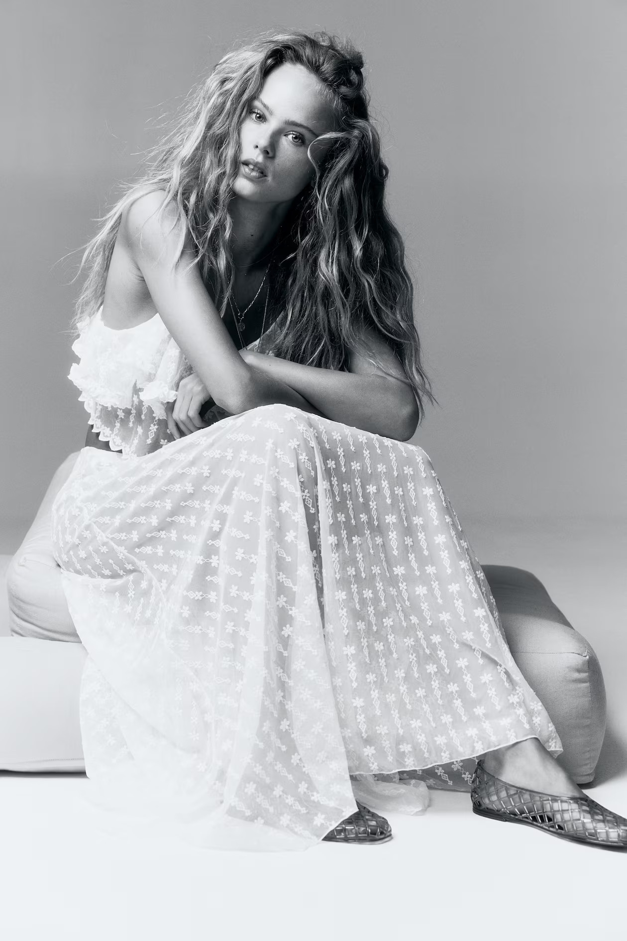 Embroidered Mesh Skirt - White - Ladies | H&M US | H&M (US + CA)