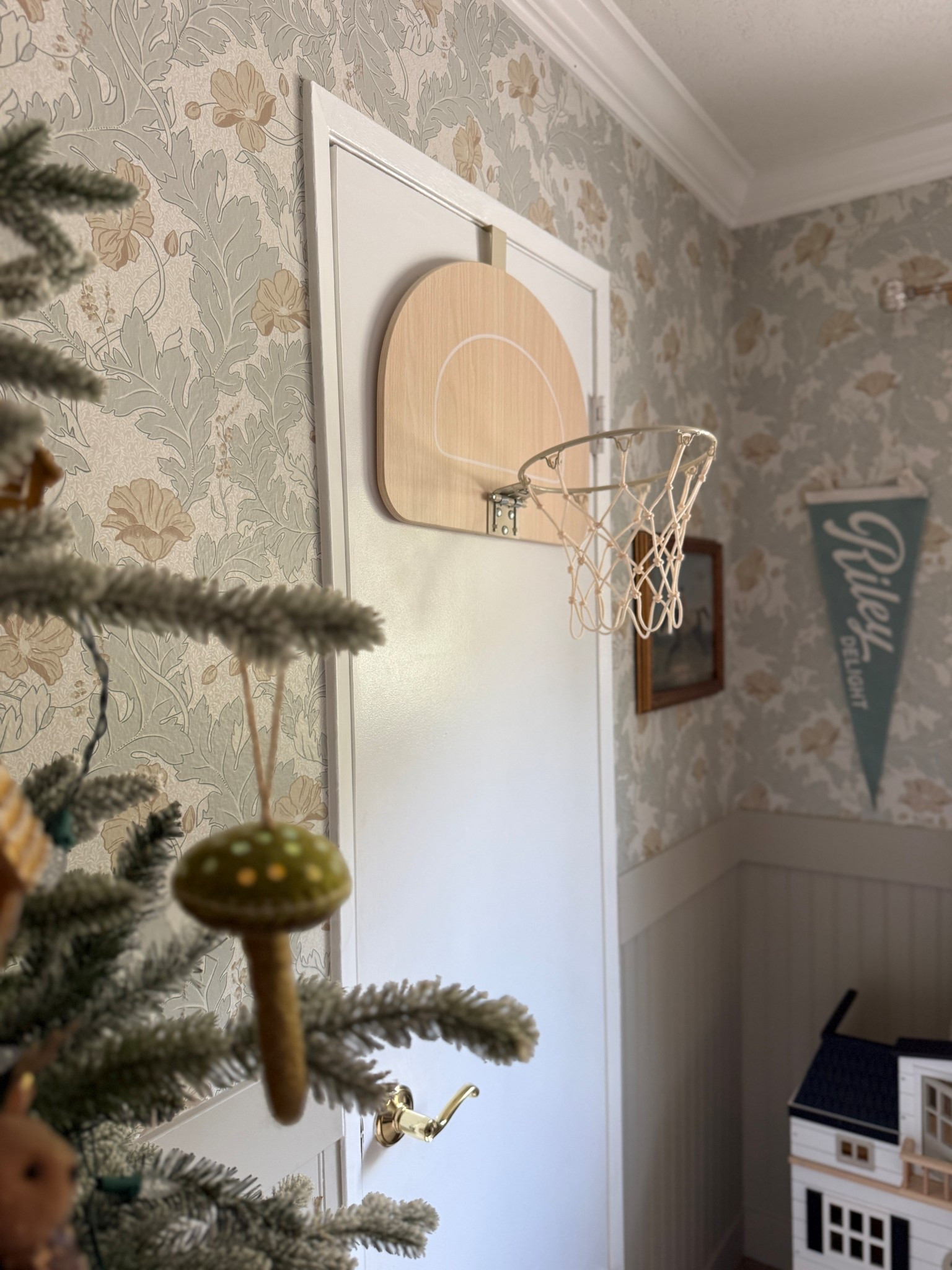 Such a fun gift idea. And aesthetic basketball hoop for a girls or boys room.

#LTKKids #LTKGiftGuide #LTKHoliday